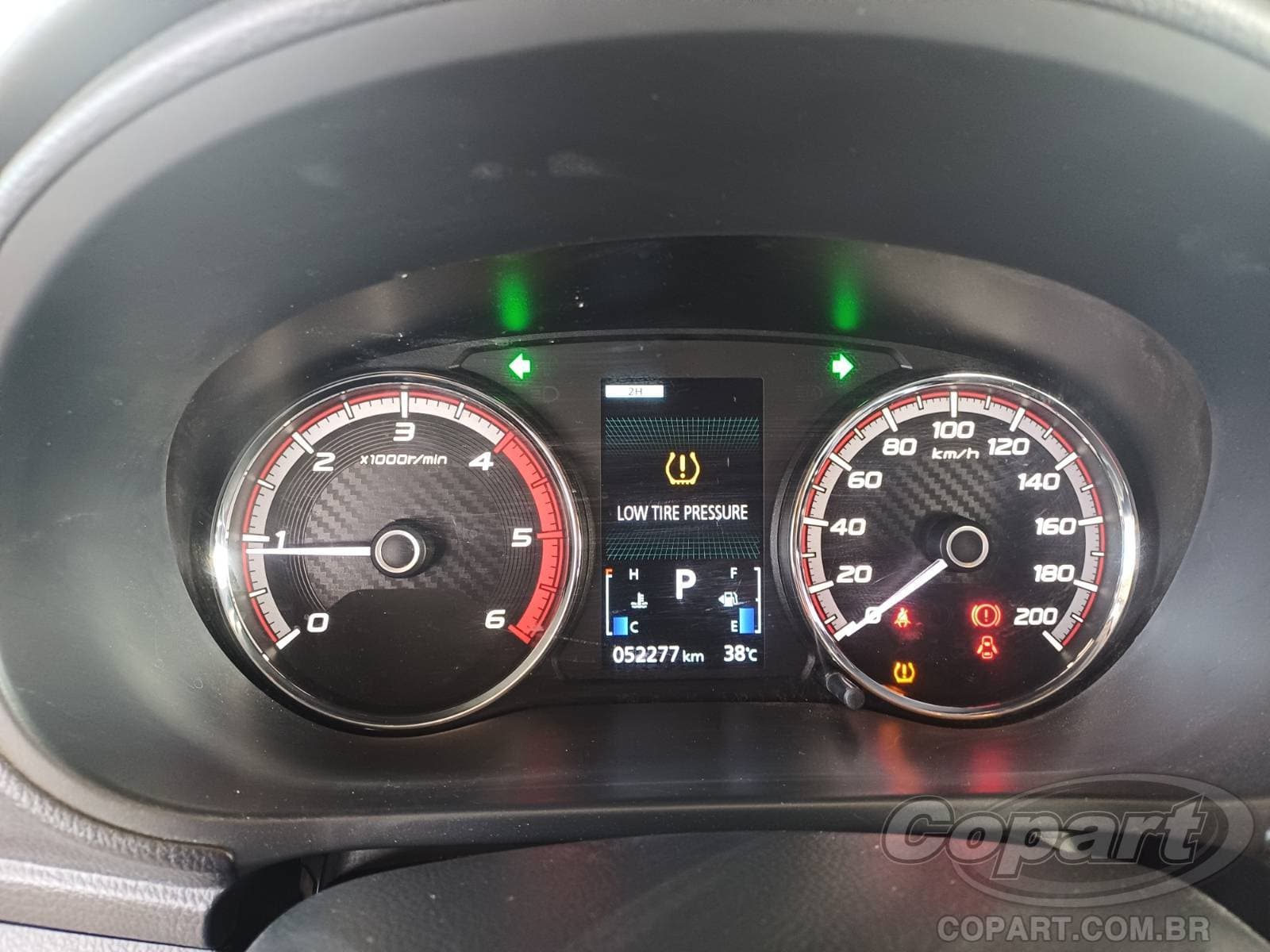Mitsubishi L200 Triton 2024 — foto 8