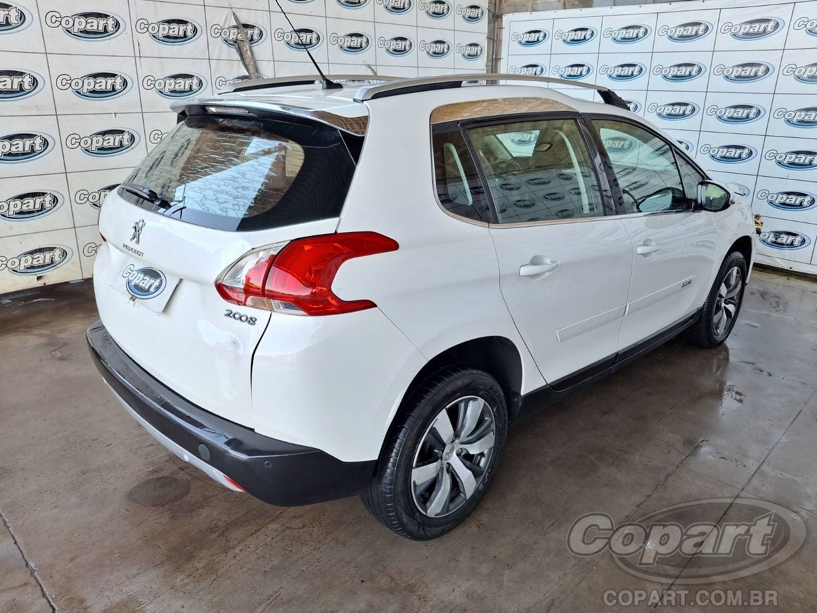 Peugeot 2008 2017 — foto 4