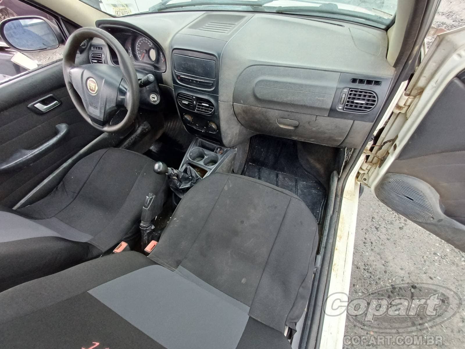 Fiat Strada 2015 — foto 9