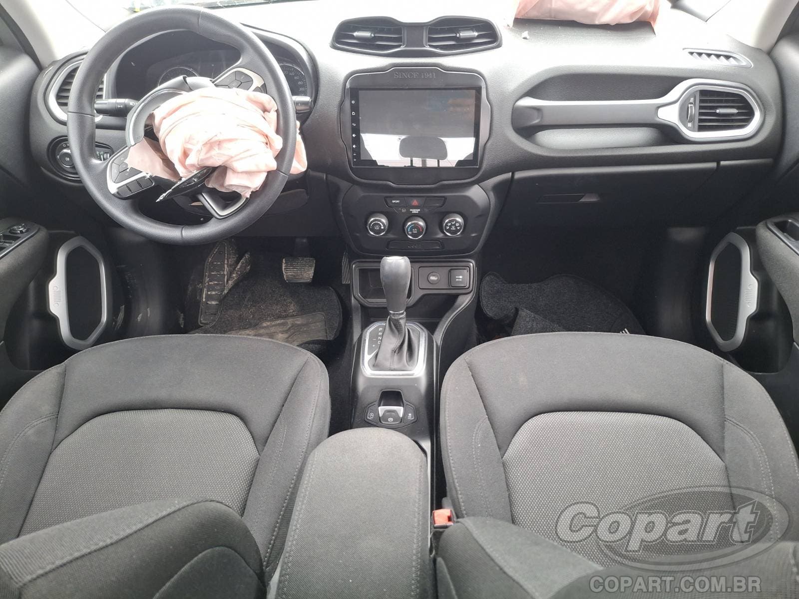 Jeep Renegade 2019 — foto 9