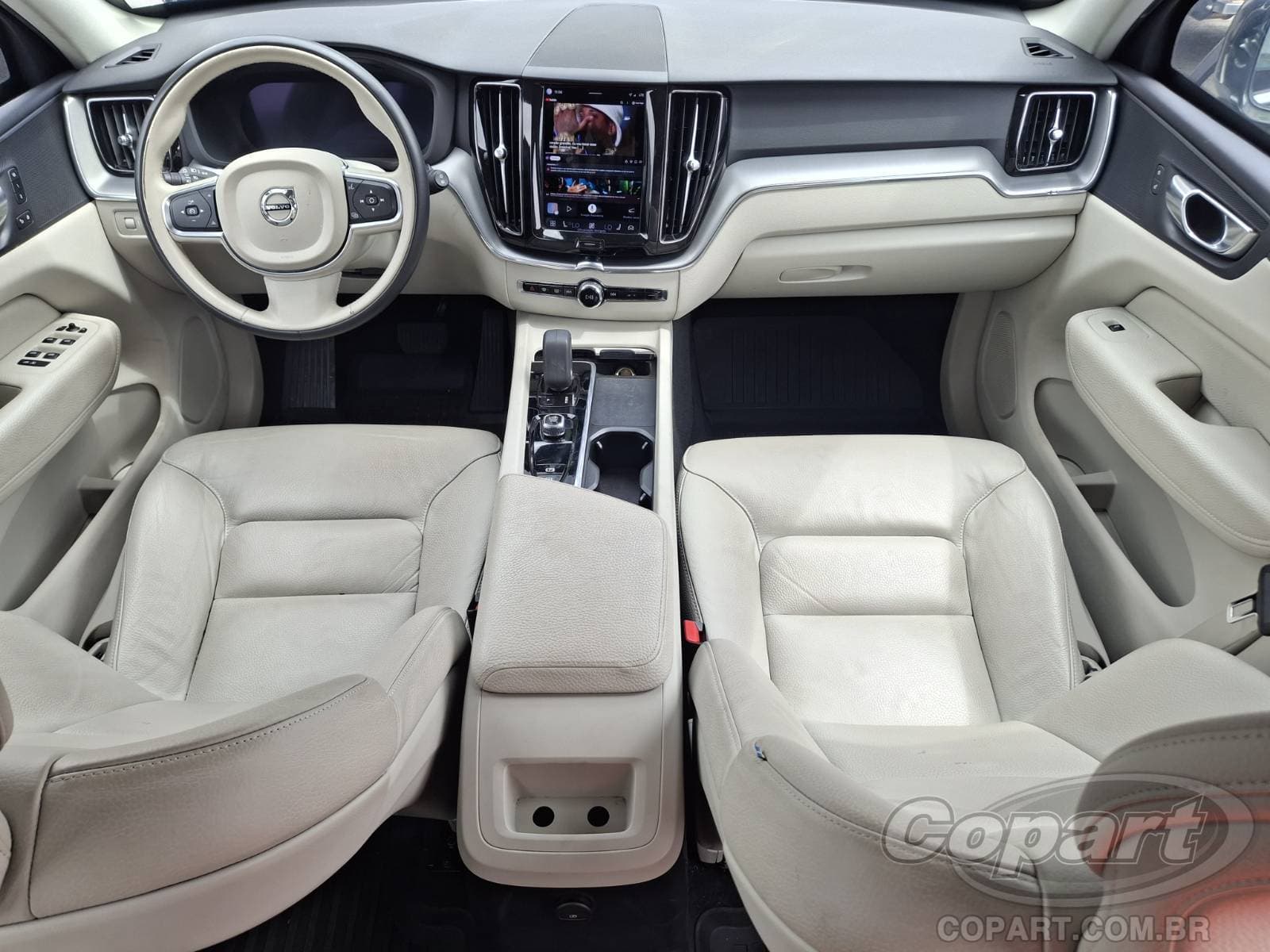 Volvo Xc60 2022 — foto 9