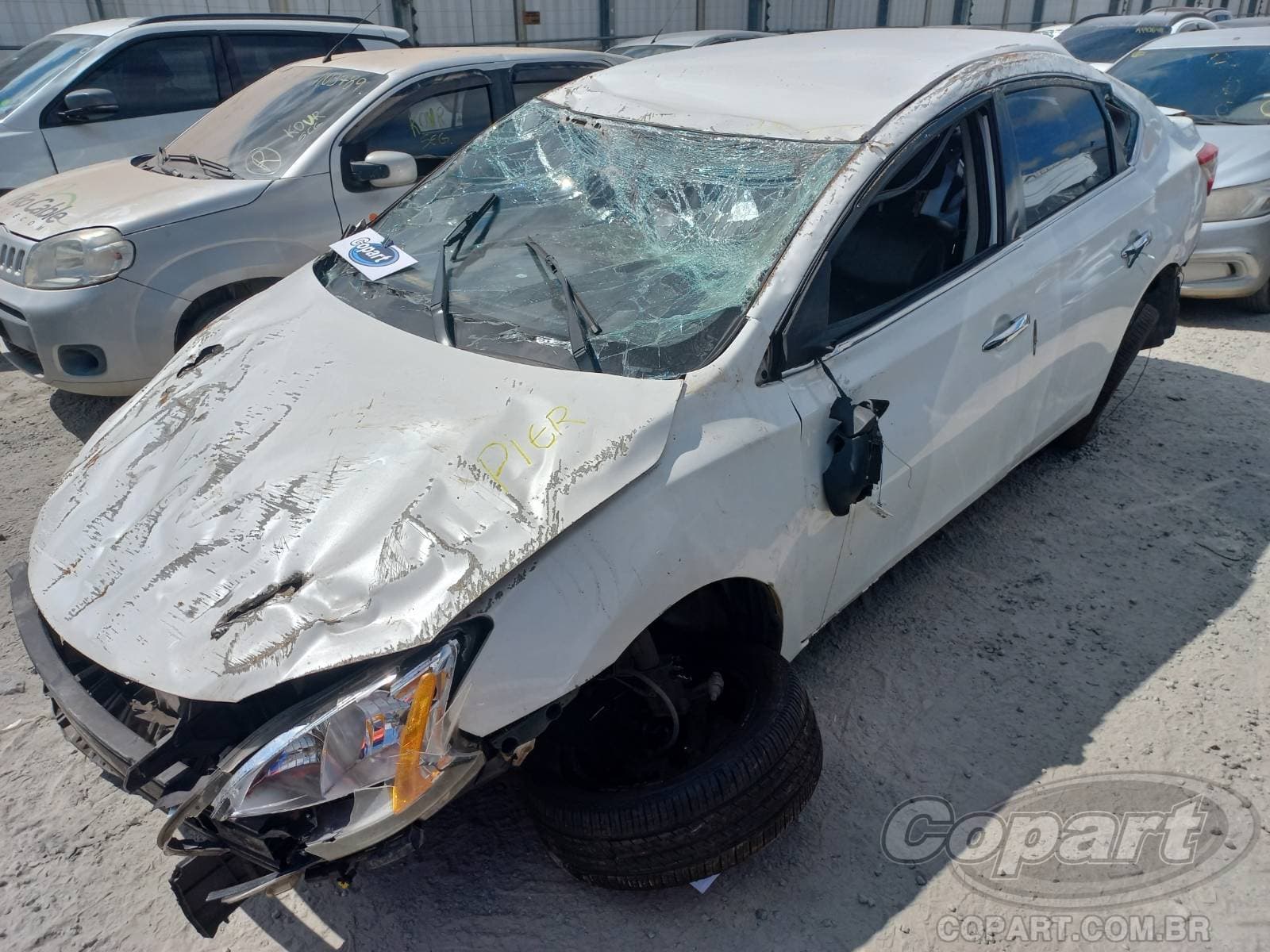Nissan Sentra 2014 — foto 2