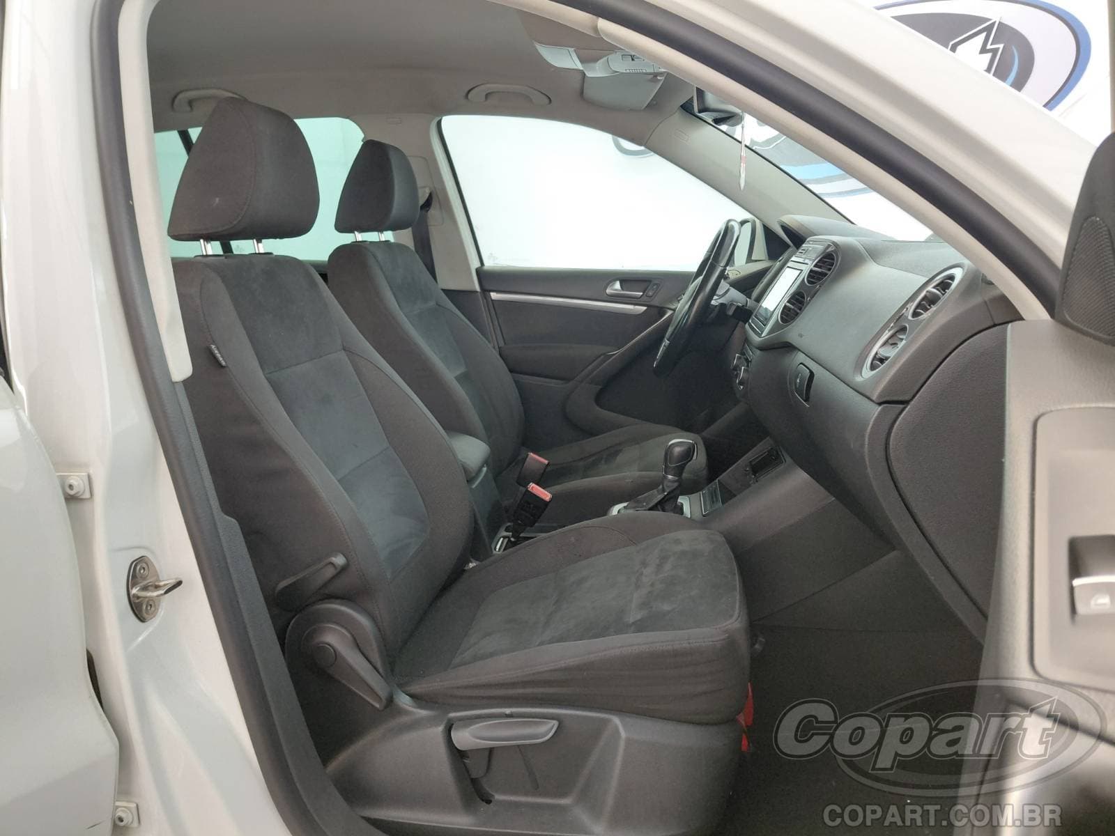 Volkswagen Tiguan 2015 — foto 5