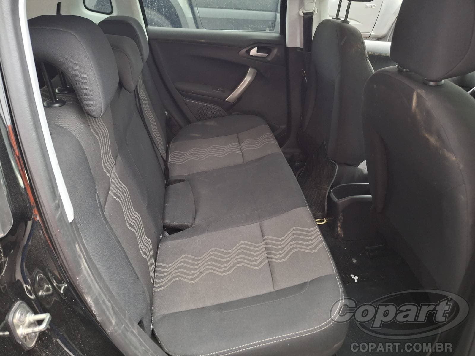 Peugeot 2008 2019 — foto 6