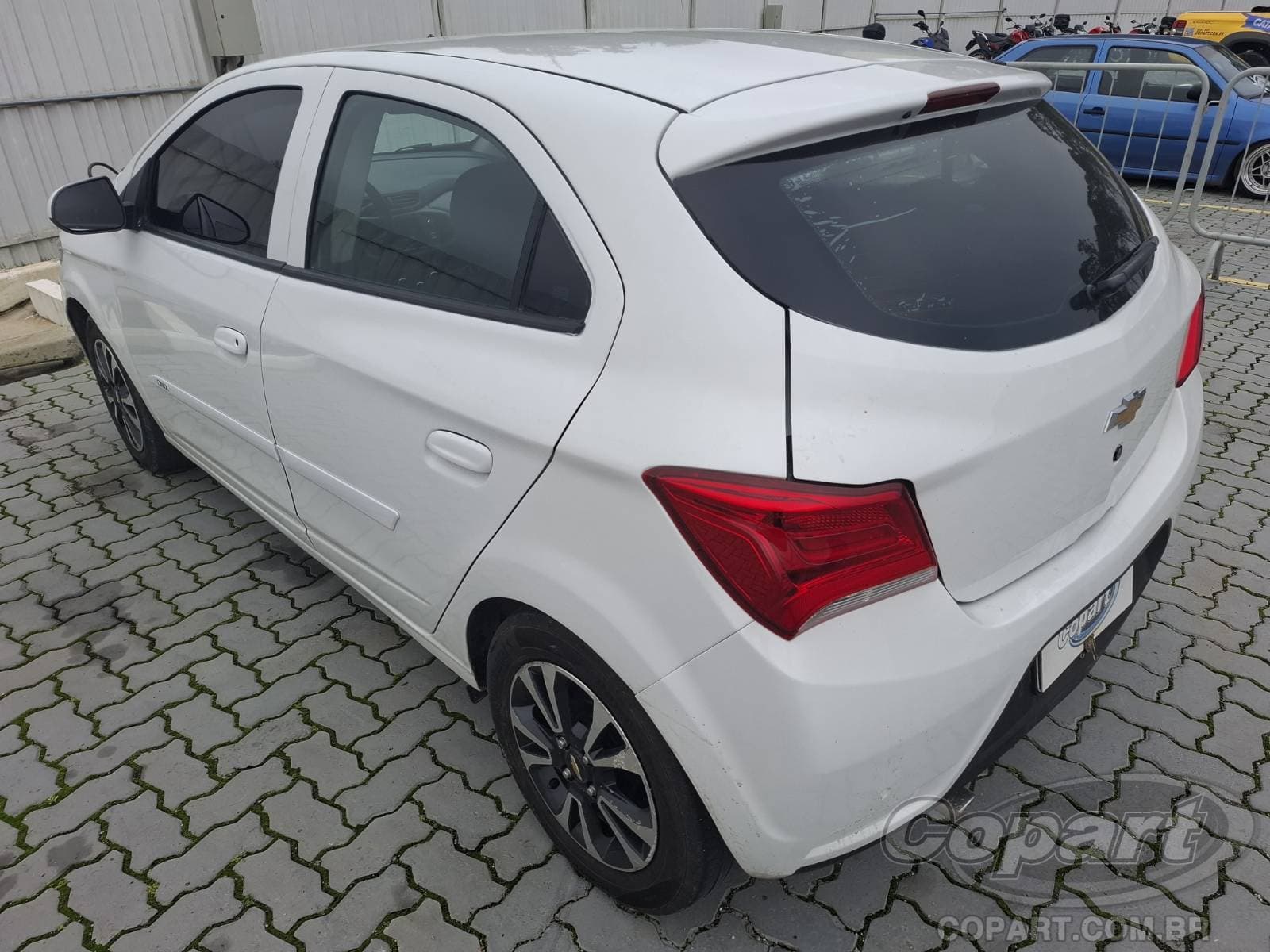 Chevrolet Onix 2017 — foto 3