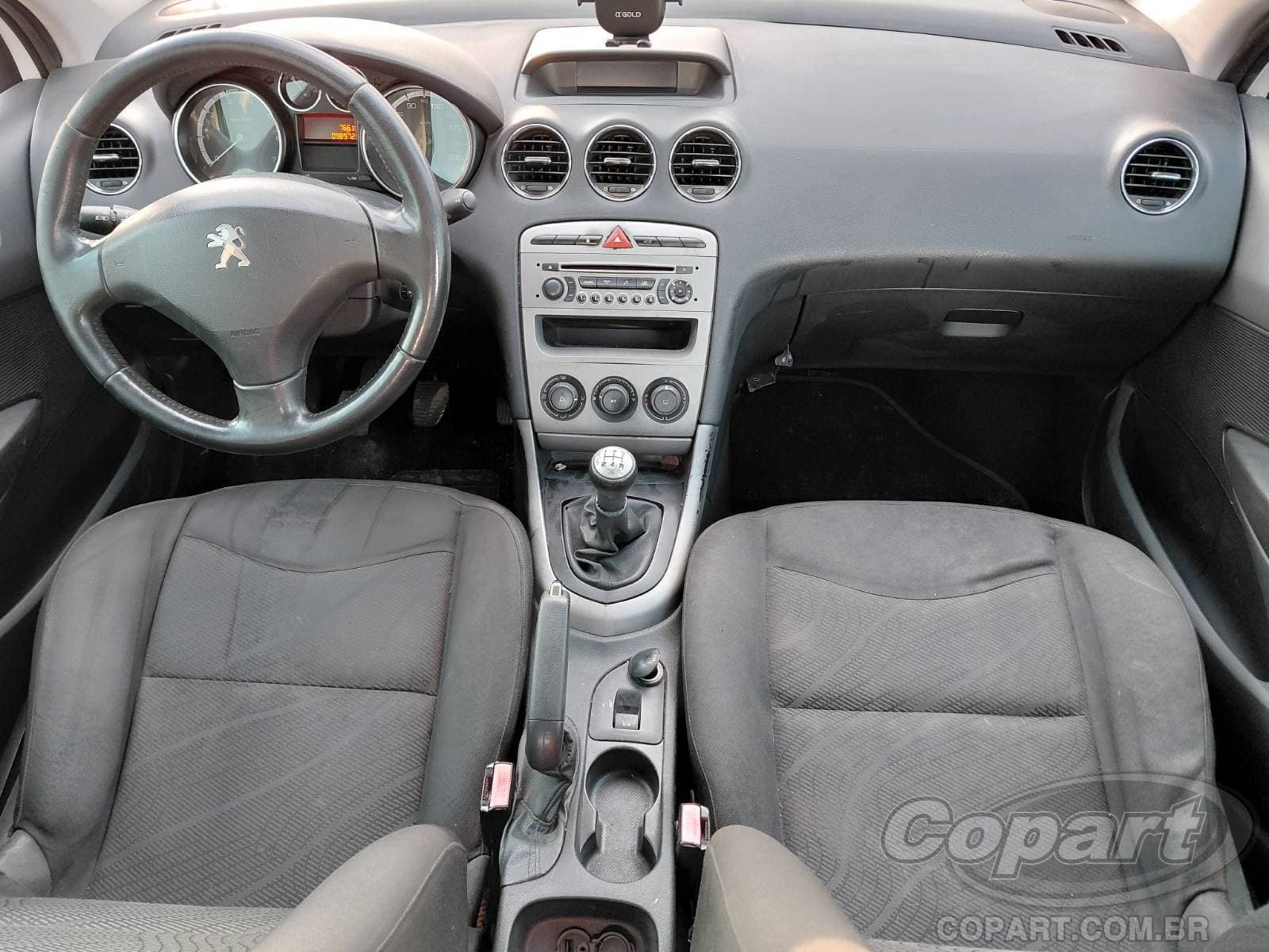 Peugeot 308 2014 — foto 9