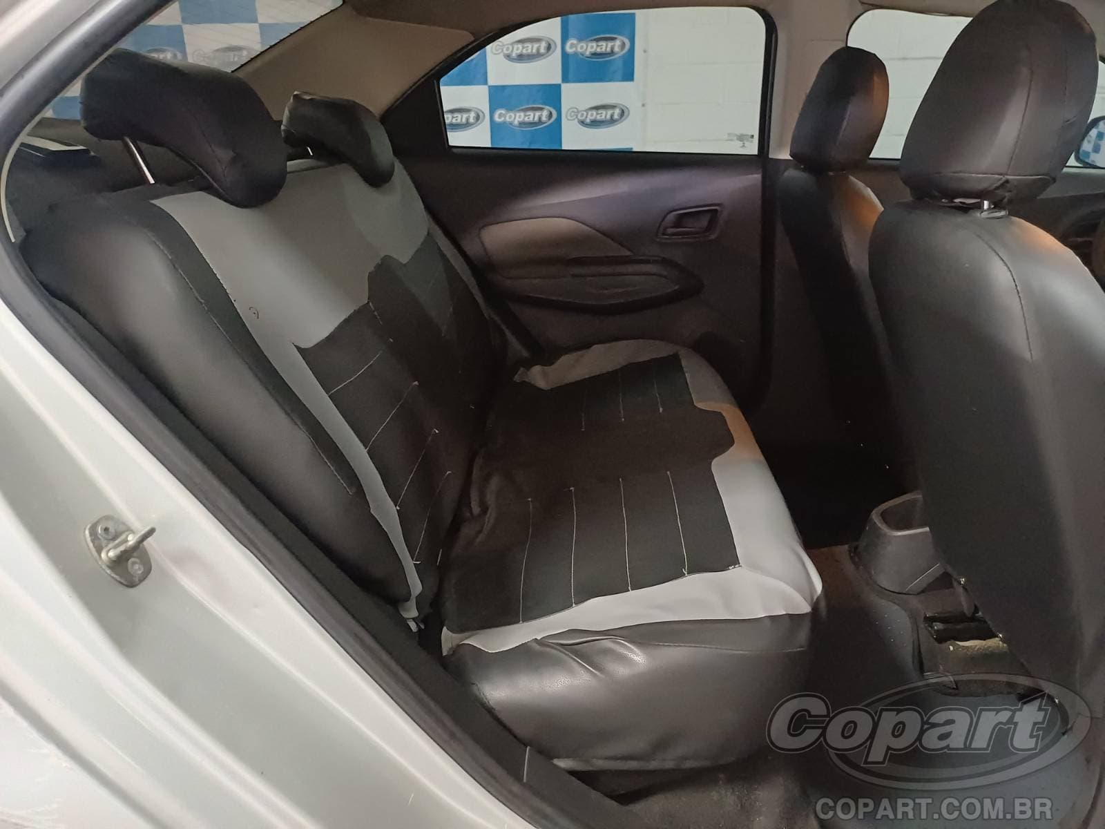 Chevrolet Cobalt 2019 — foto 6