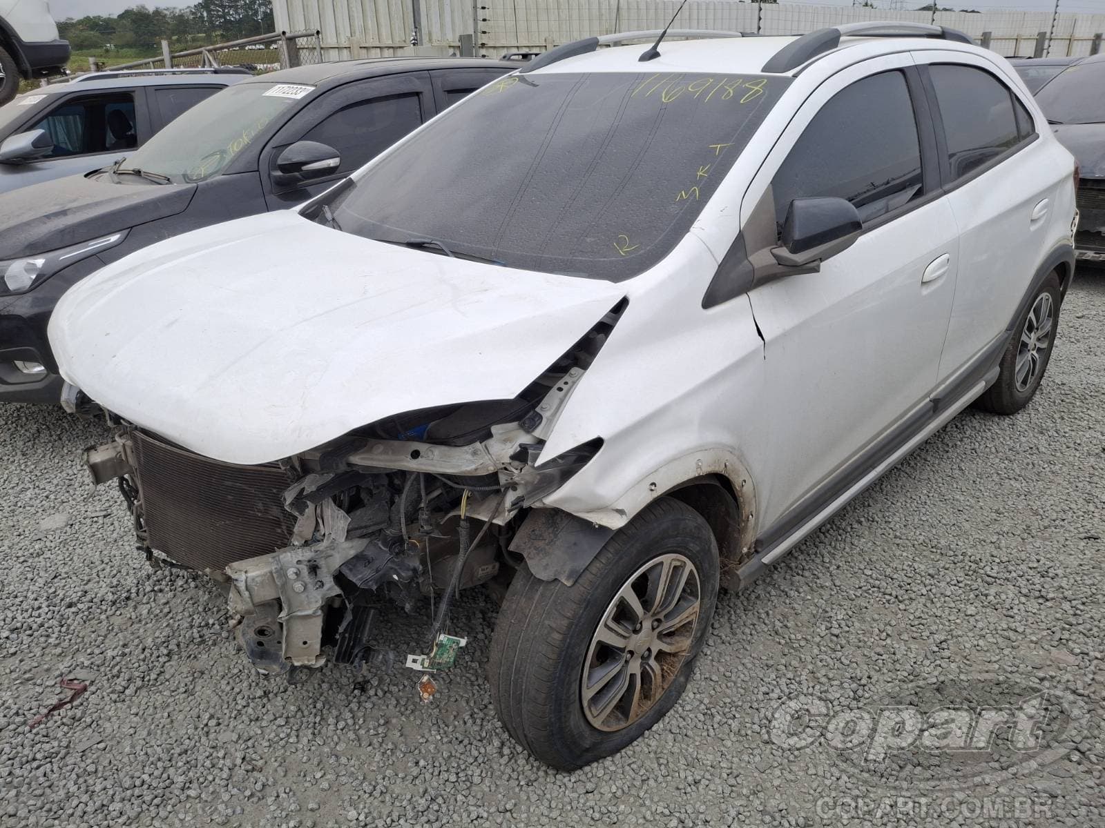 Chevrolet Onix 2018 — foto 2