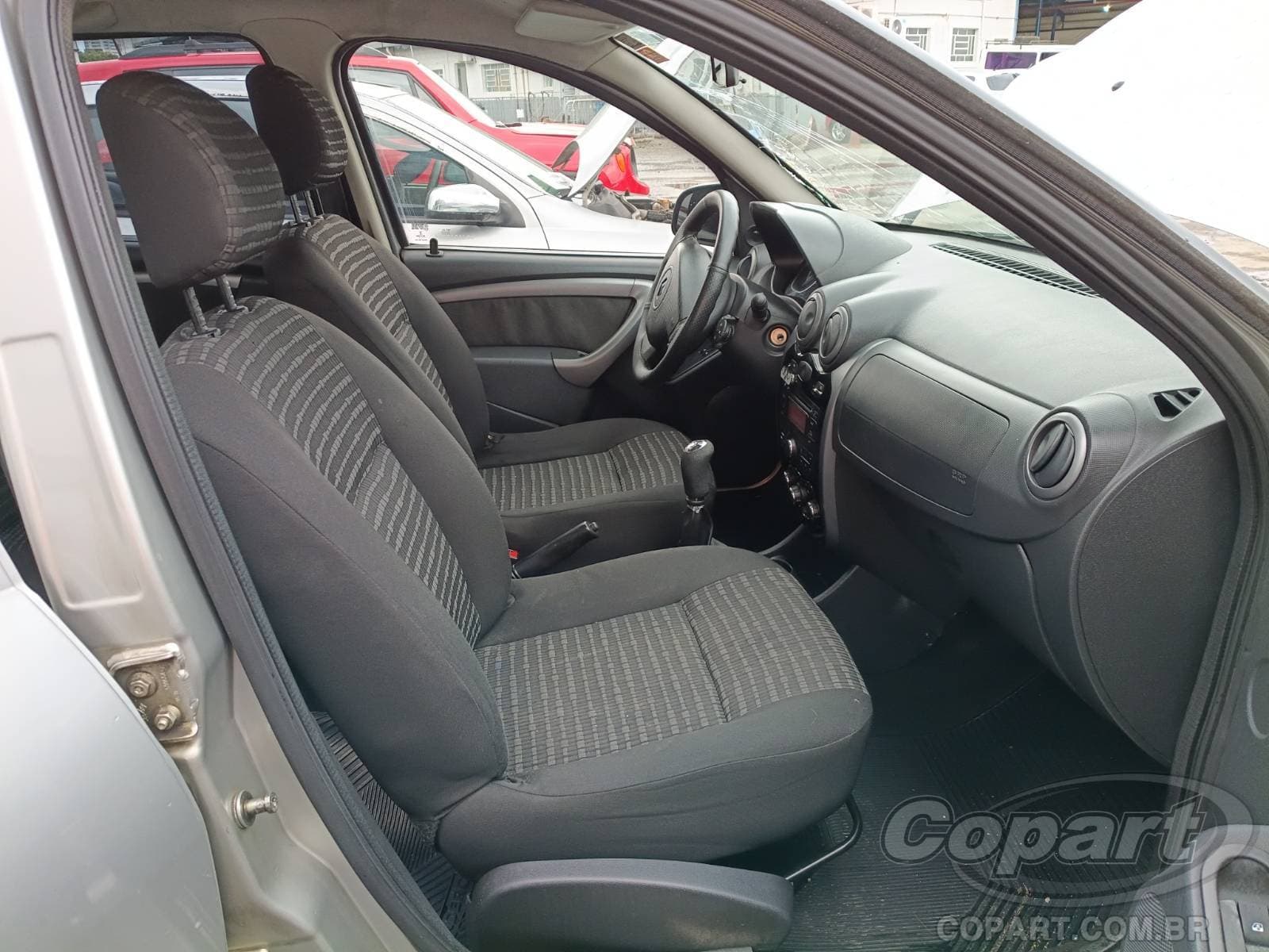 Renault Sandero 2013 — foto 5