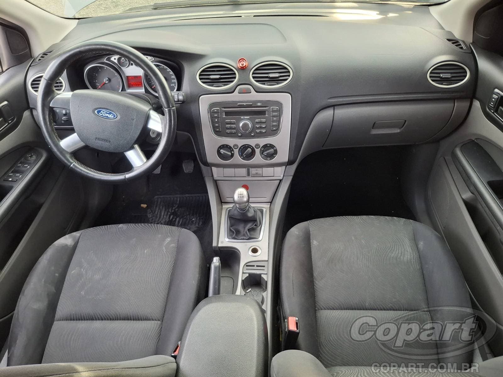 Ford Focus 2013 — foto 9