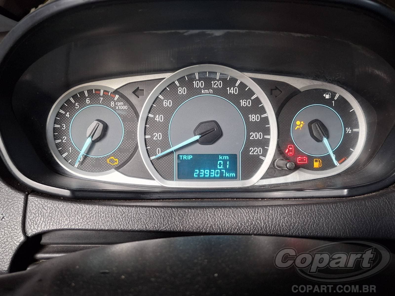 Ford KA Sedan 2015 — foto 8