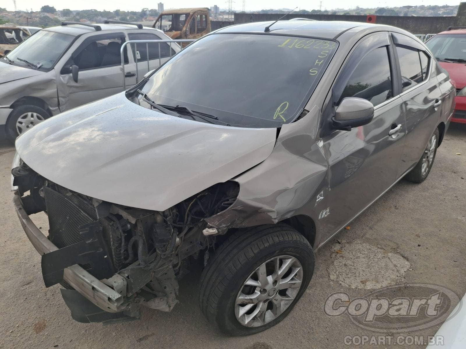 Nissan Versa 2018 — foto 2