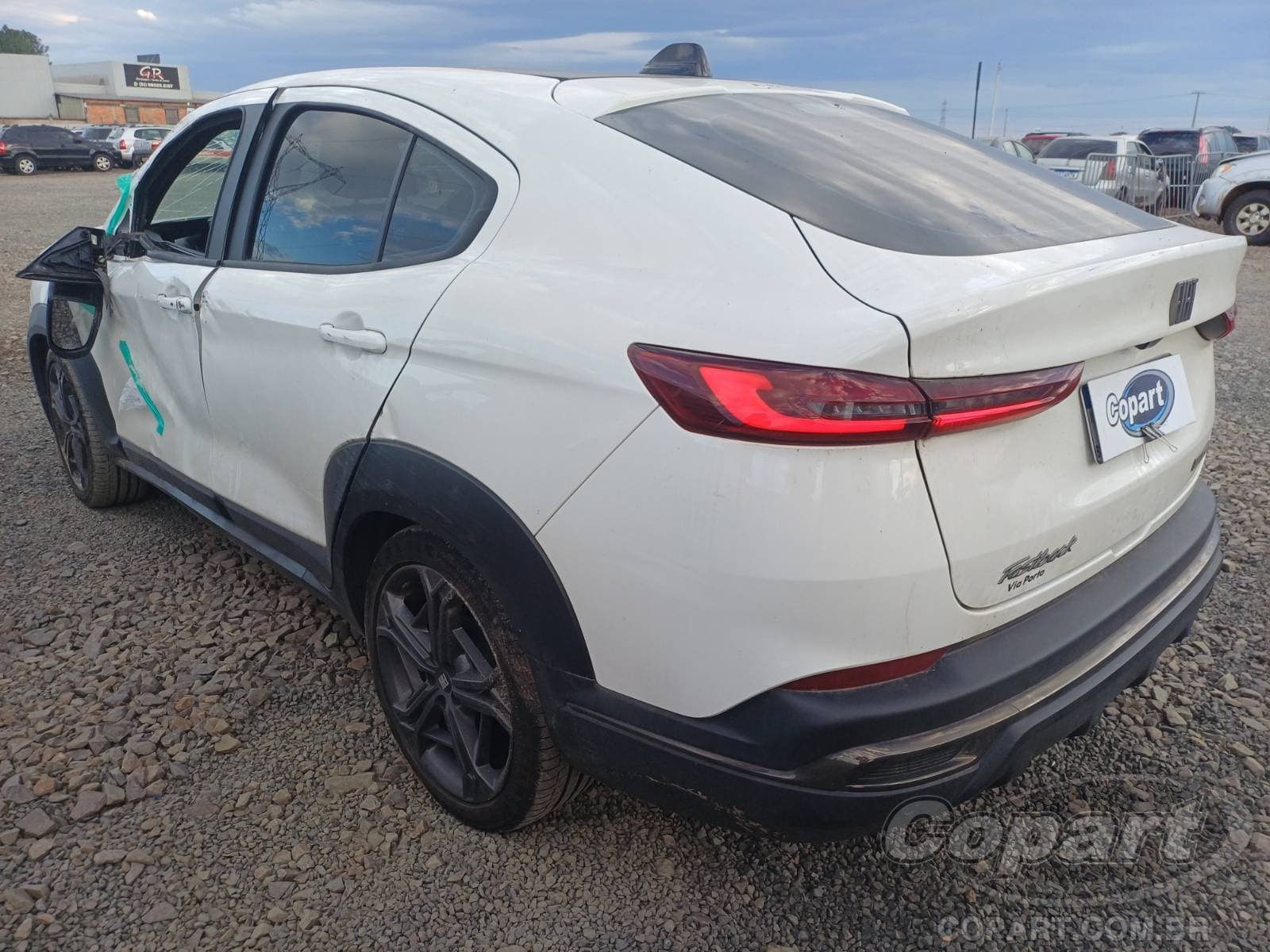 Fiat Fastback 2023 — foto 3