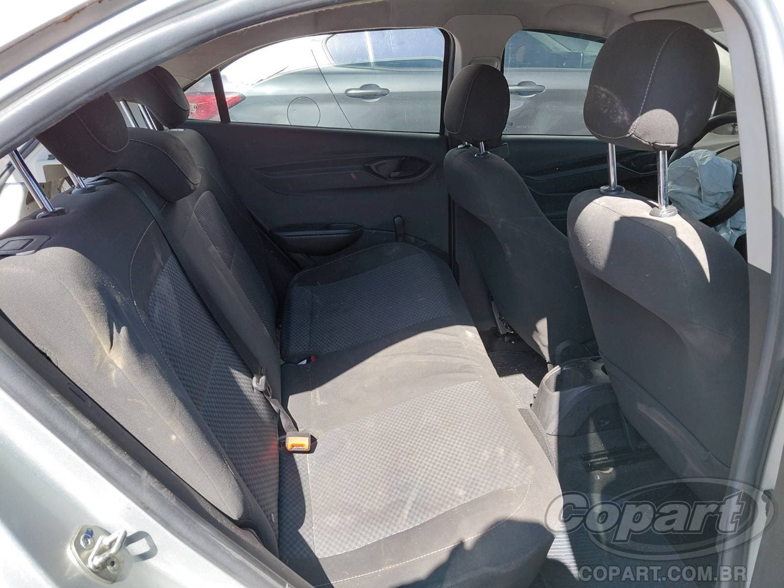 Chevrolet Onix 2020 — foto 6