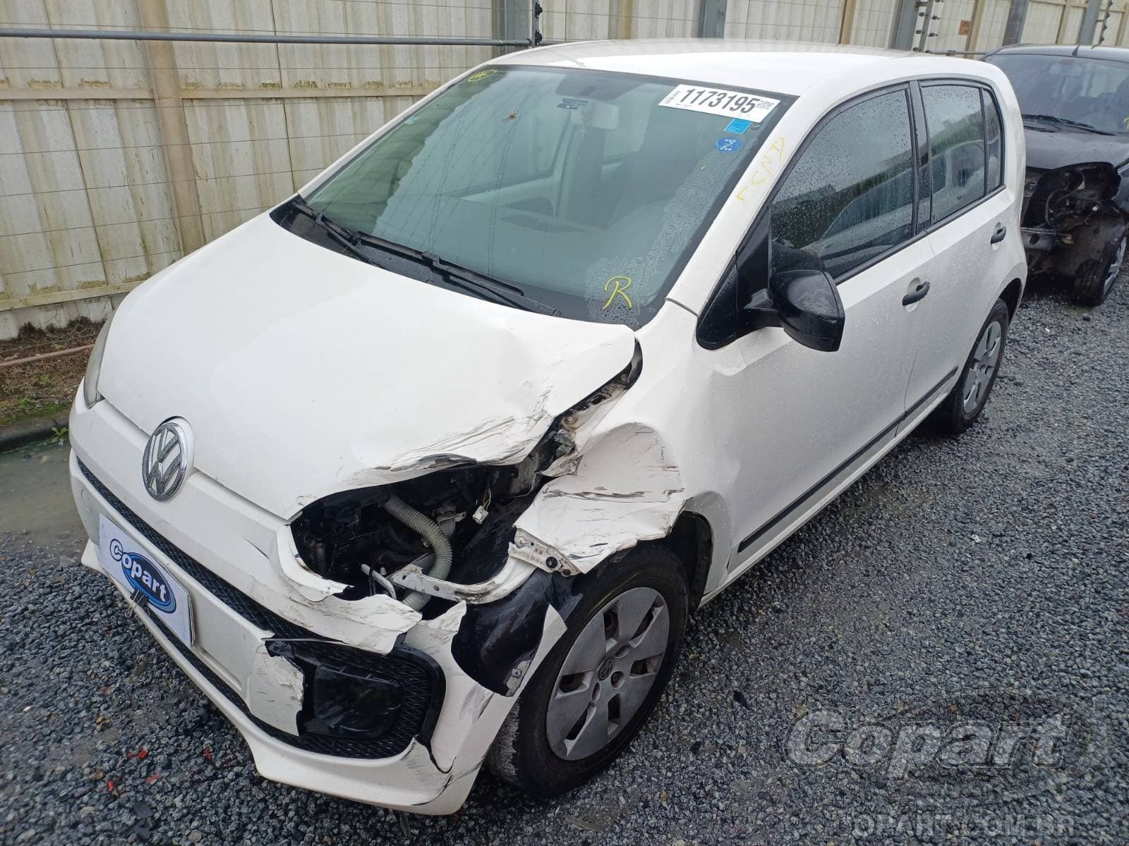 Volkswagen UP 2015 — foto 2