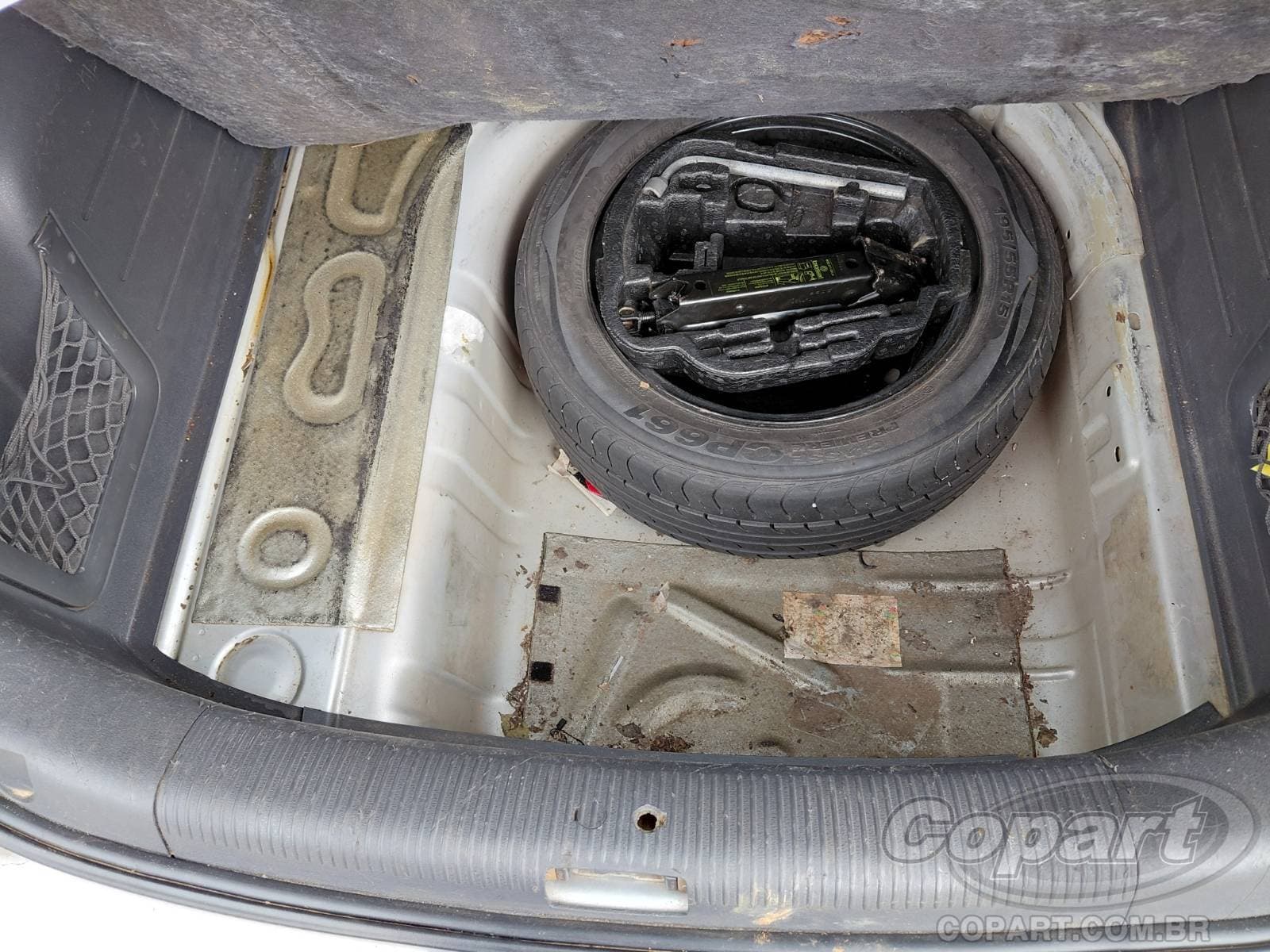 Volkswagen Spacefox 2011 — foto 10