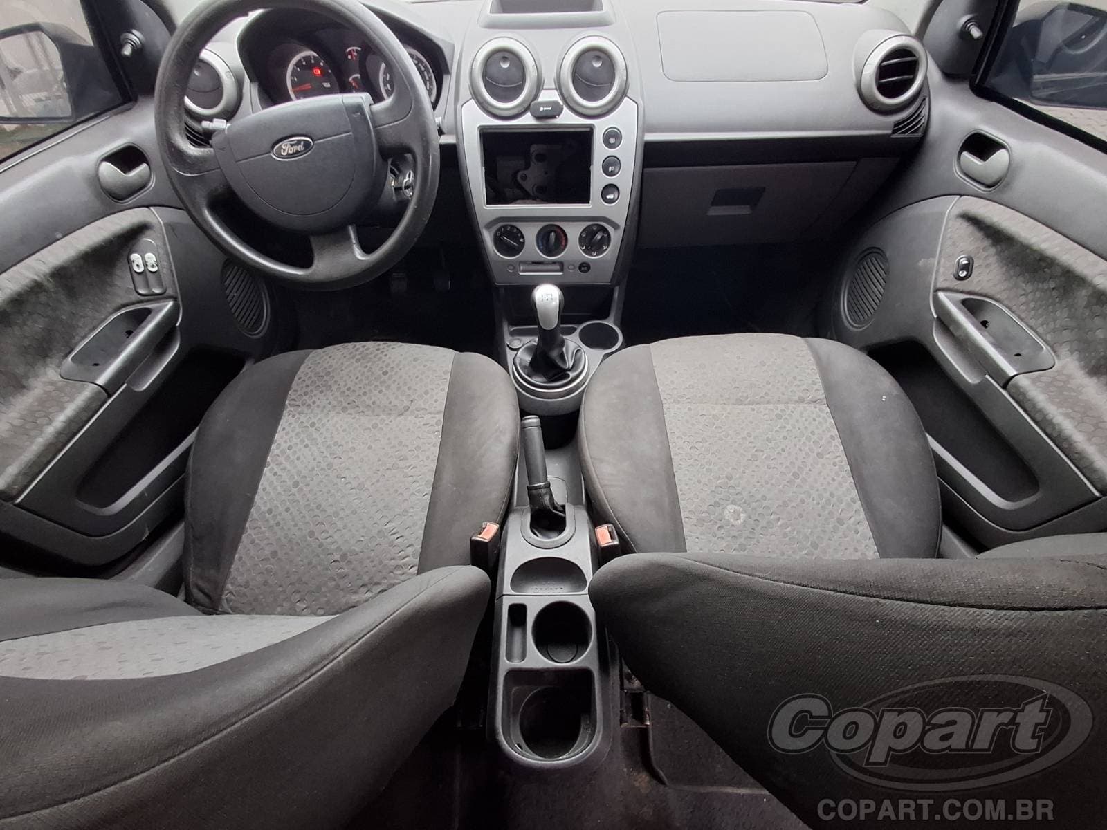 Ford Fiesta 2013 — foto 9