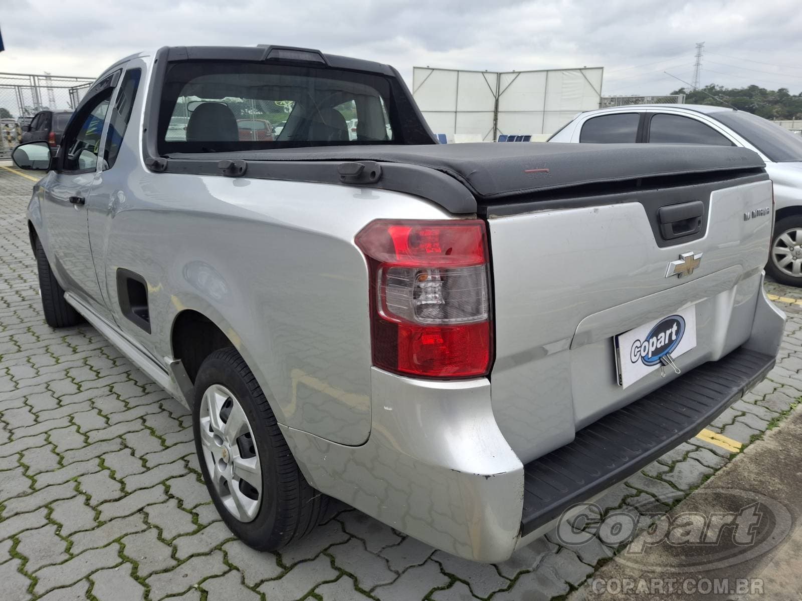 Chevrolet Montana 2018 — foto 3