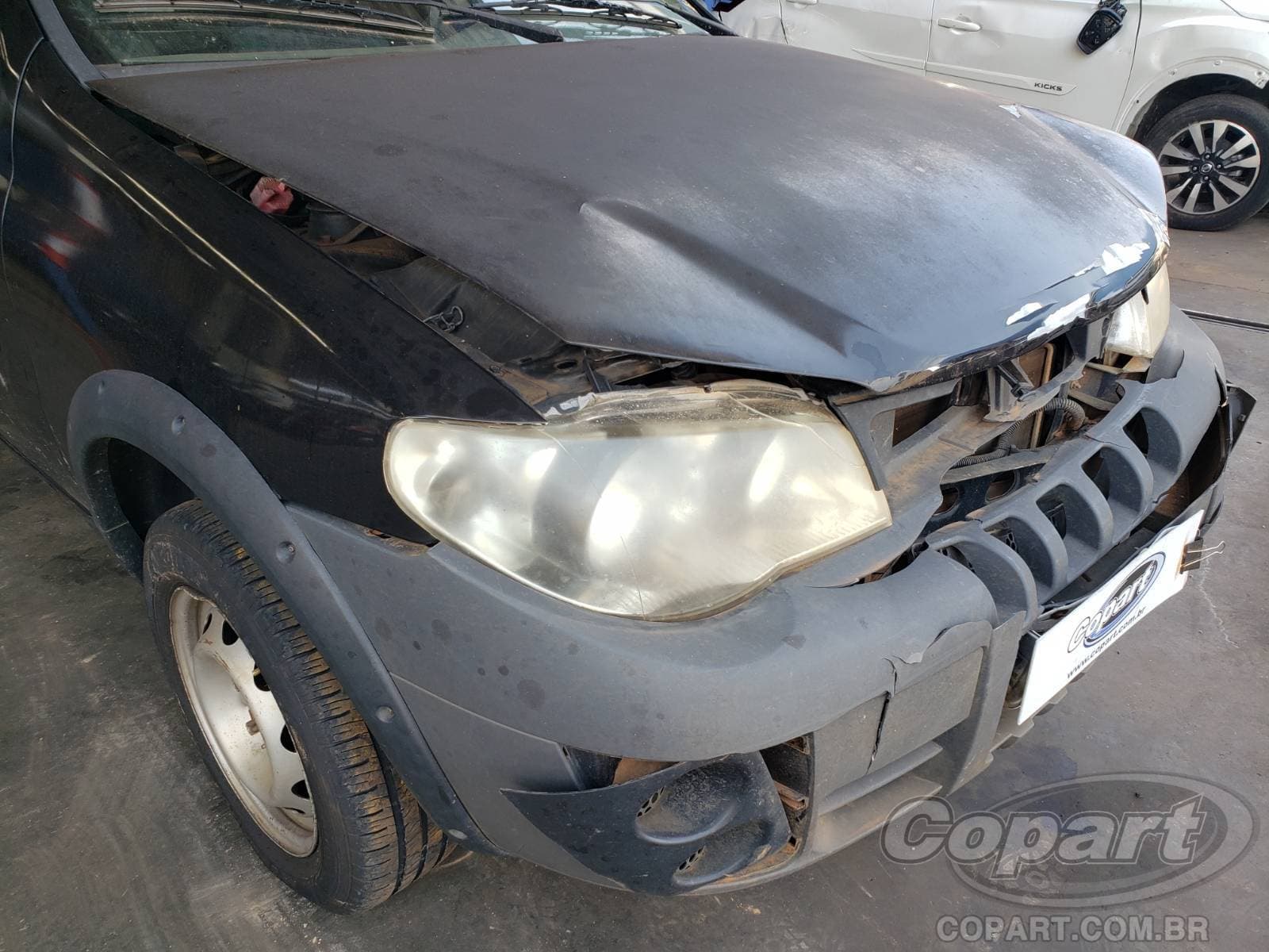 Fiat Strada 2009 — foto 11