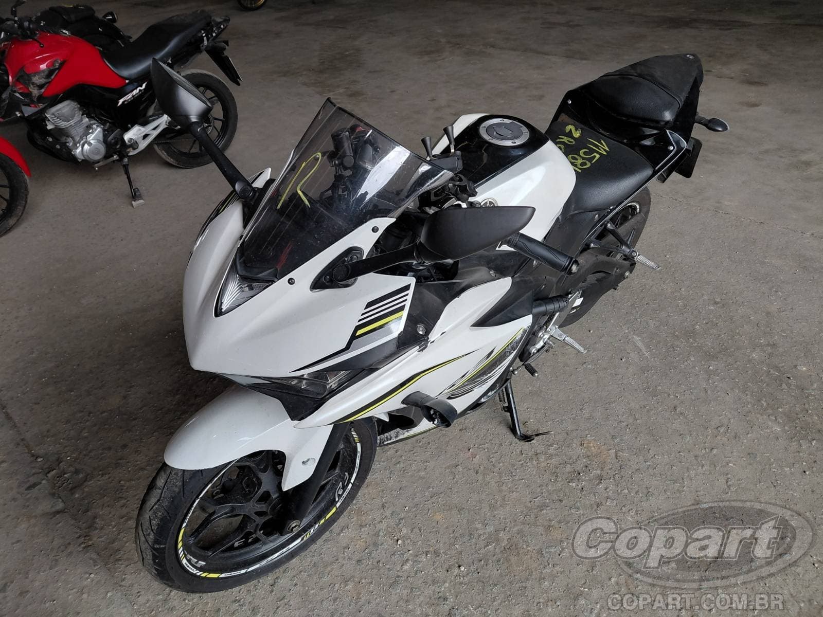 Yamaha YZF R3 2018 — foto 2