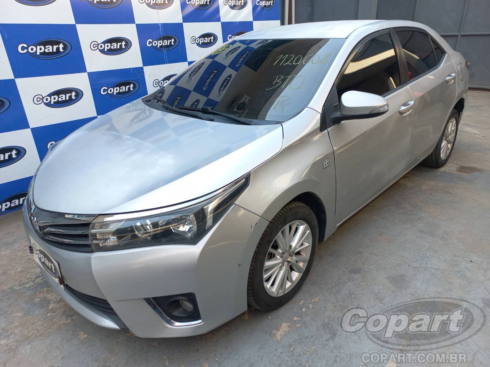 Toyota Corolla 2016 — foto 2