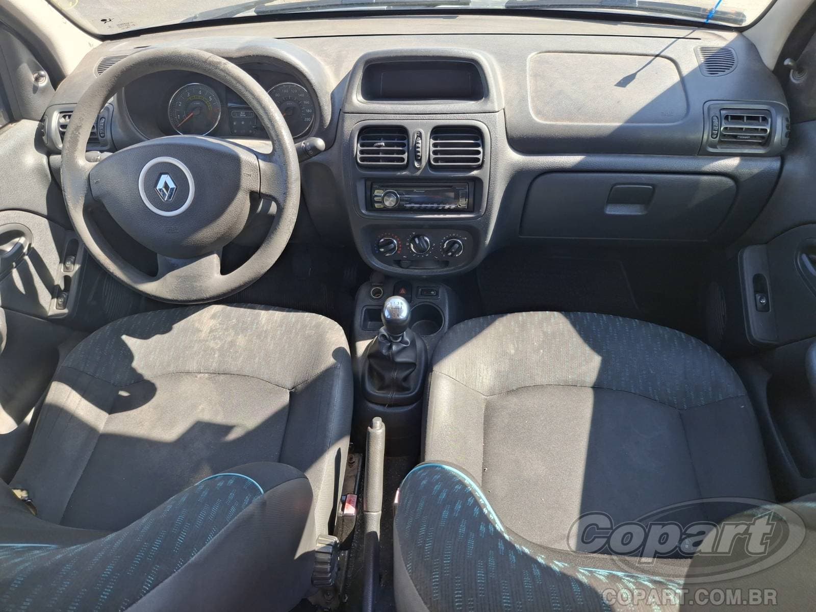 Renault Clio 2016 — foto 9