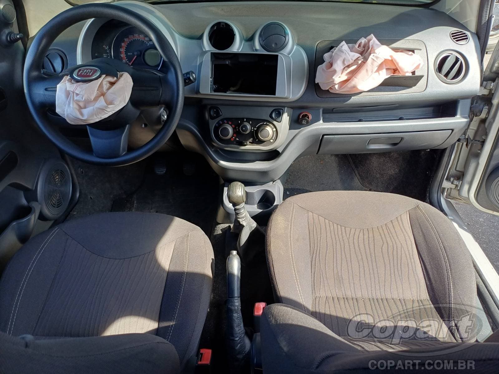 Fiat UNO 2014 — foto 9