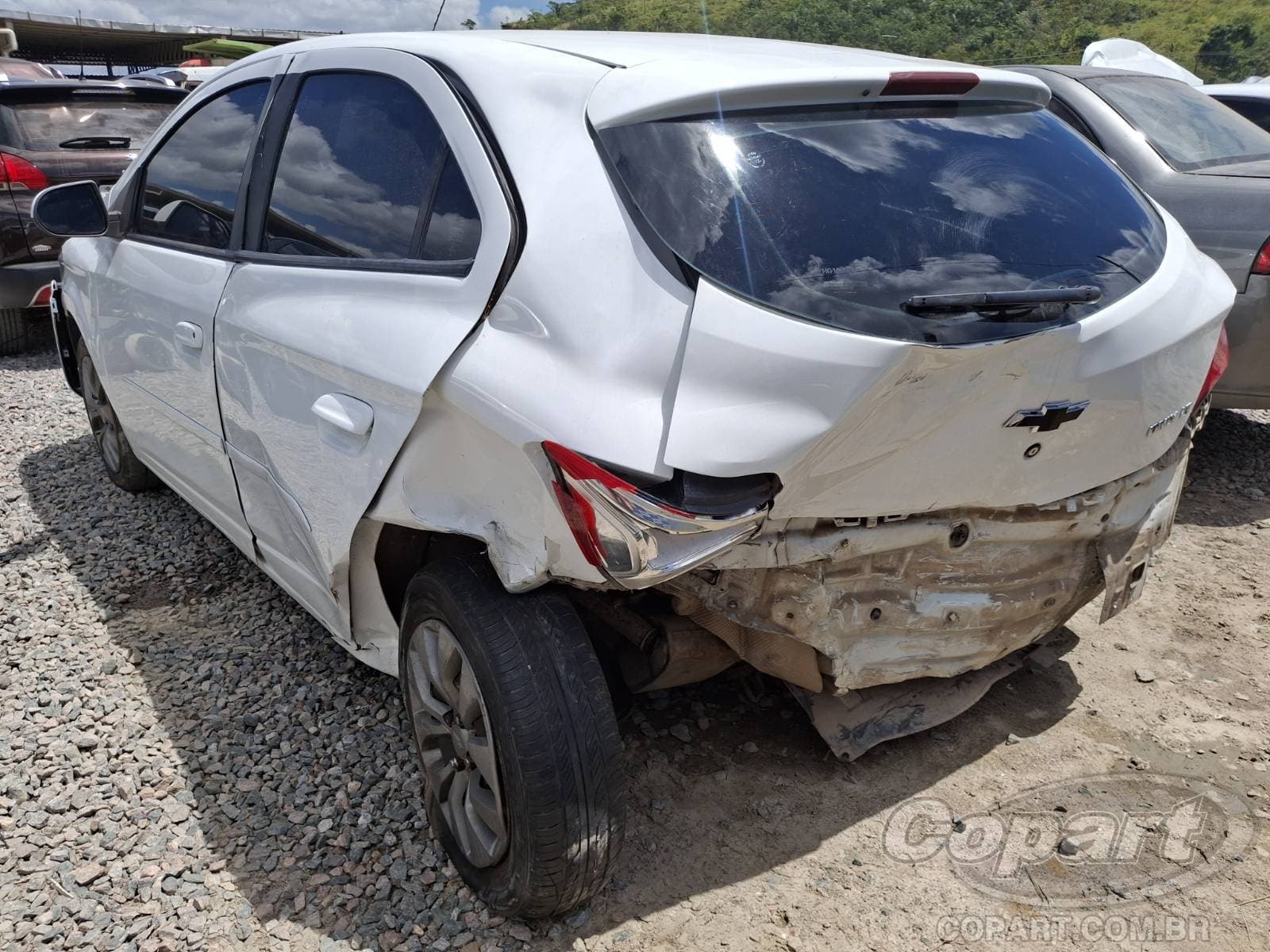 Chevrolet Onix 2017 — foto 3