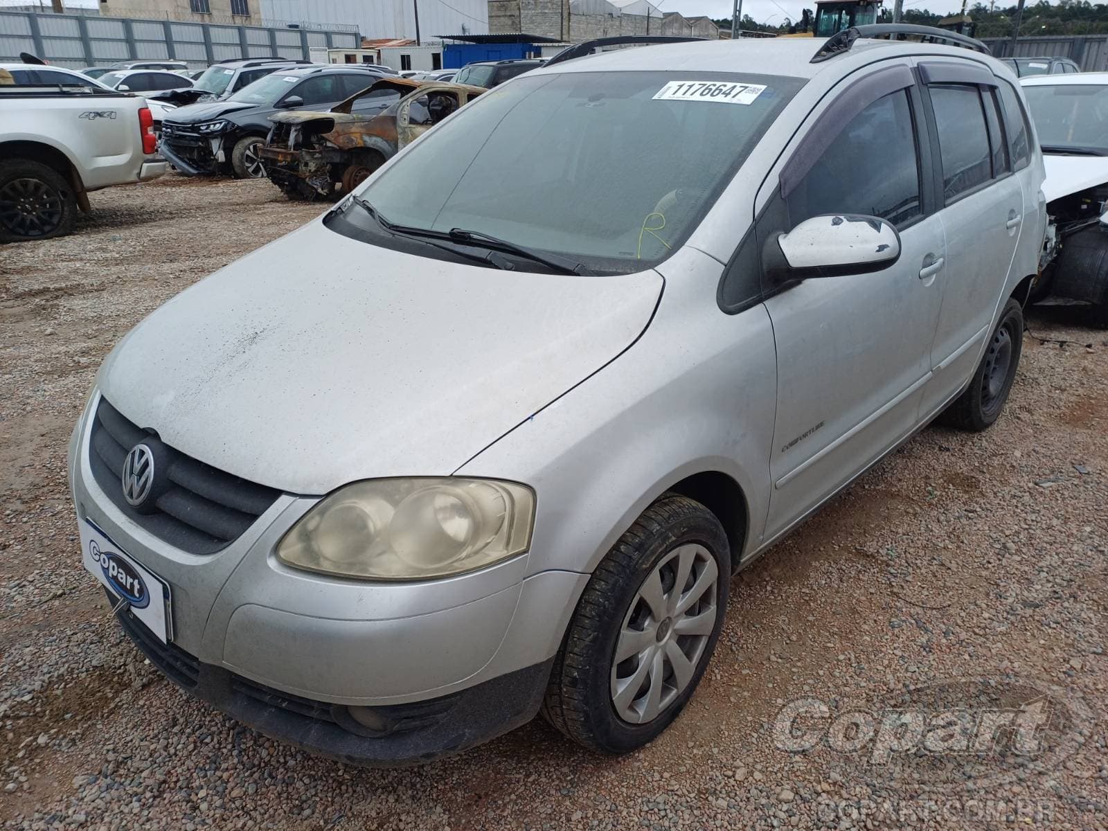 Volkswagen Spacefox 2008 — foto 2