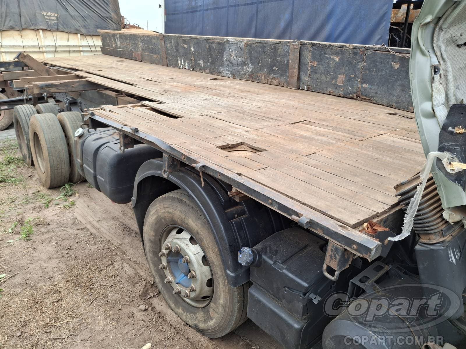 Volvo VM 2015 — foto 6