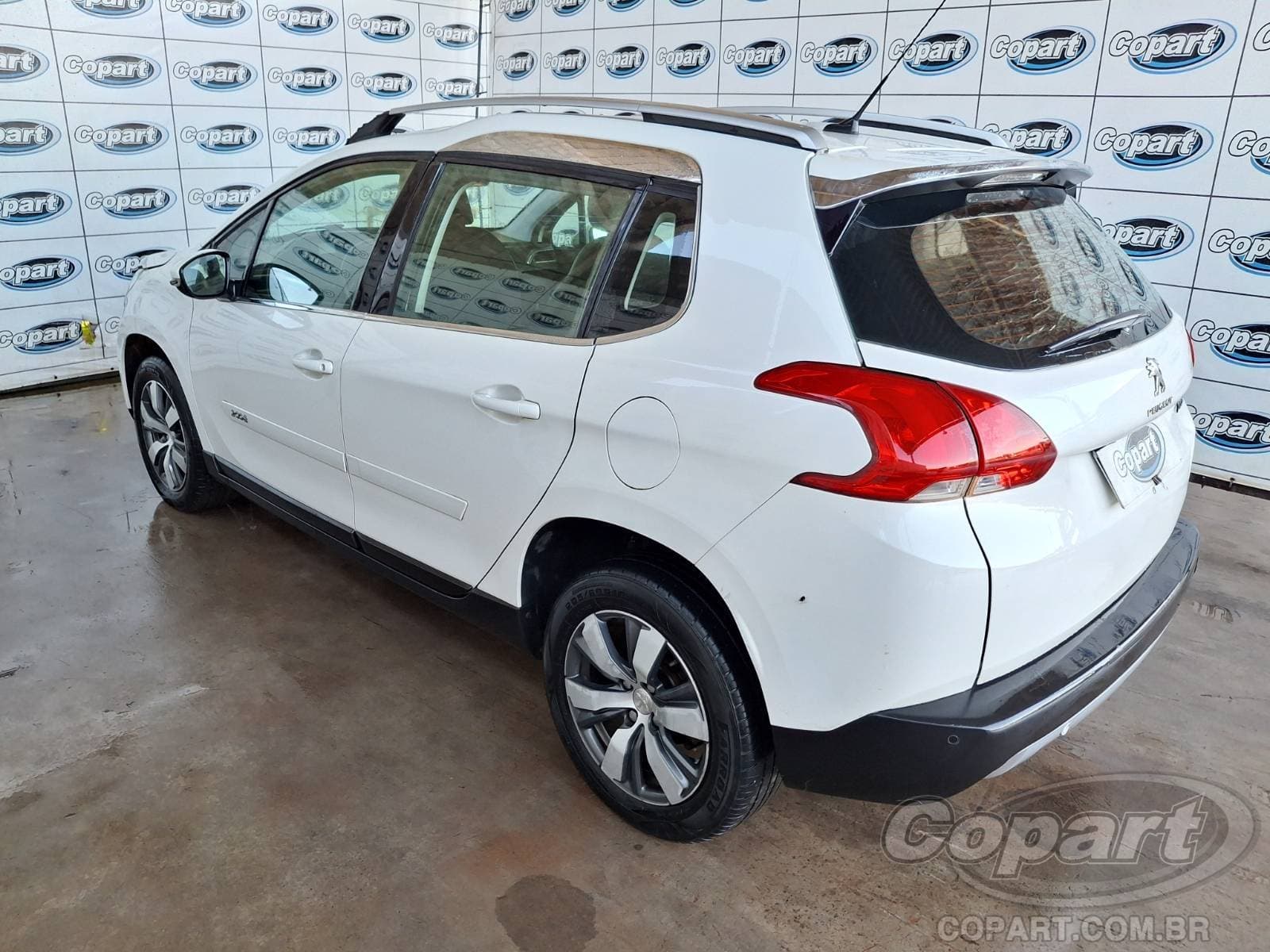 Peugeot 2008 2017 — foto 3