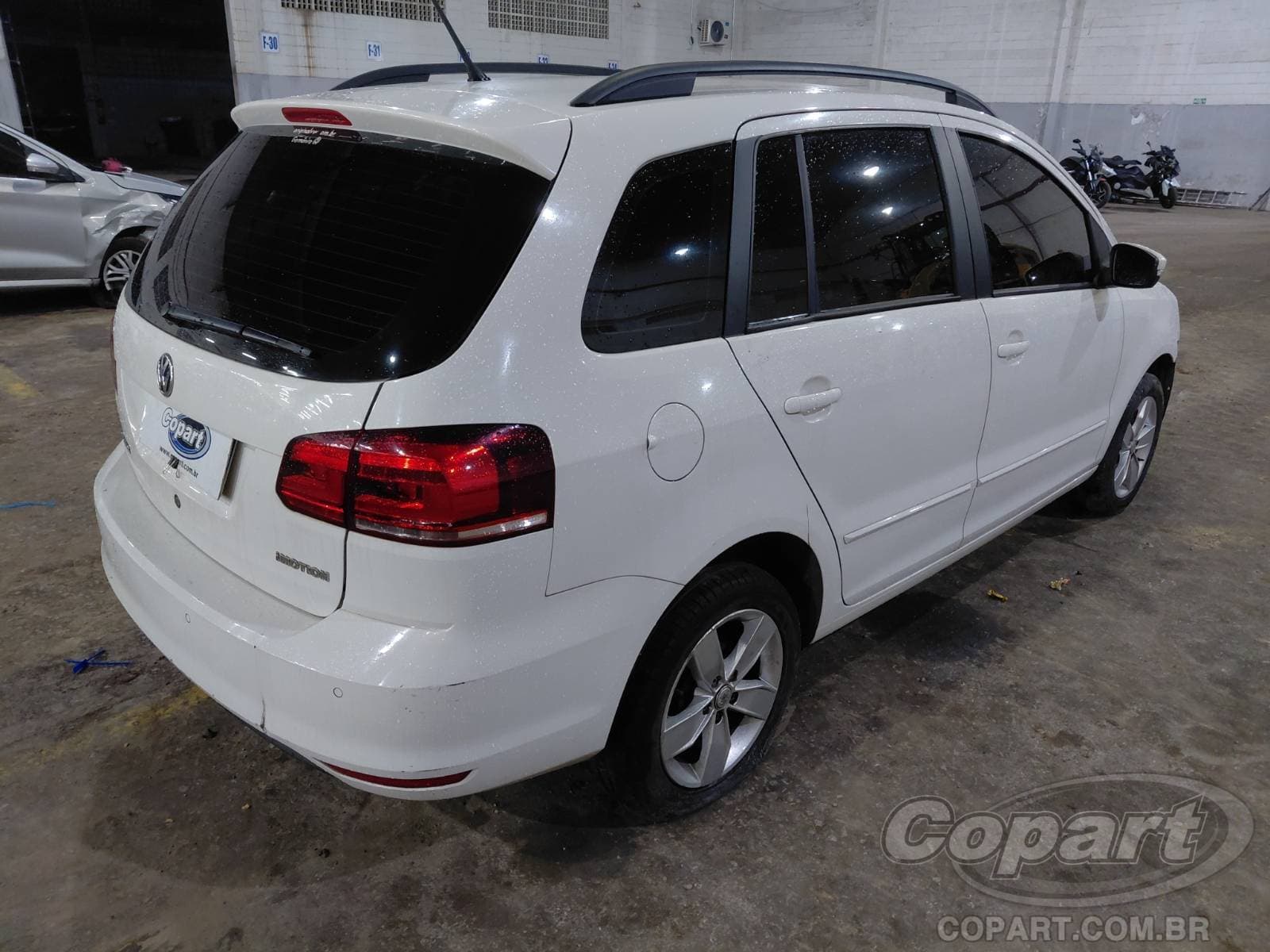 Volkswagen Spacefox 2019 — foto 4