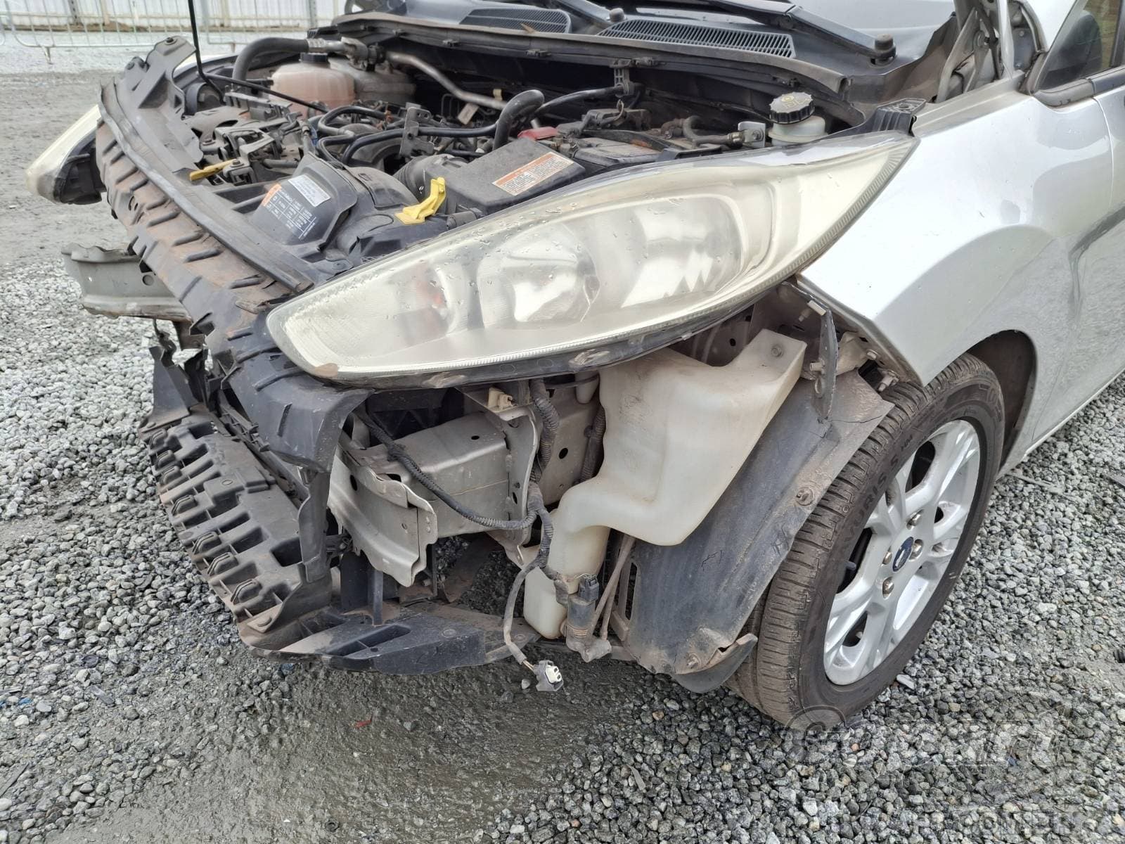 Ford Fiesta 2014 — foto 13
