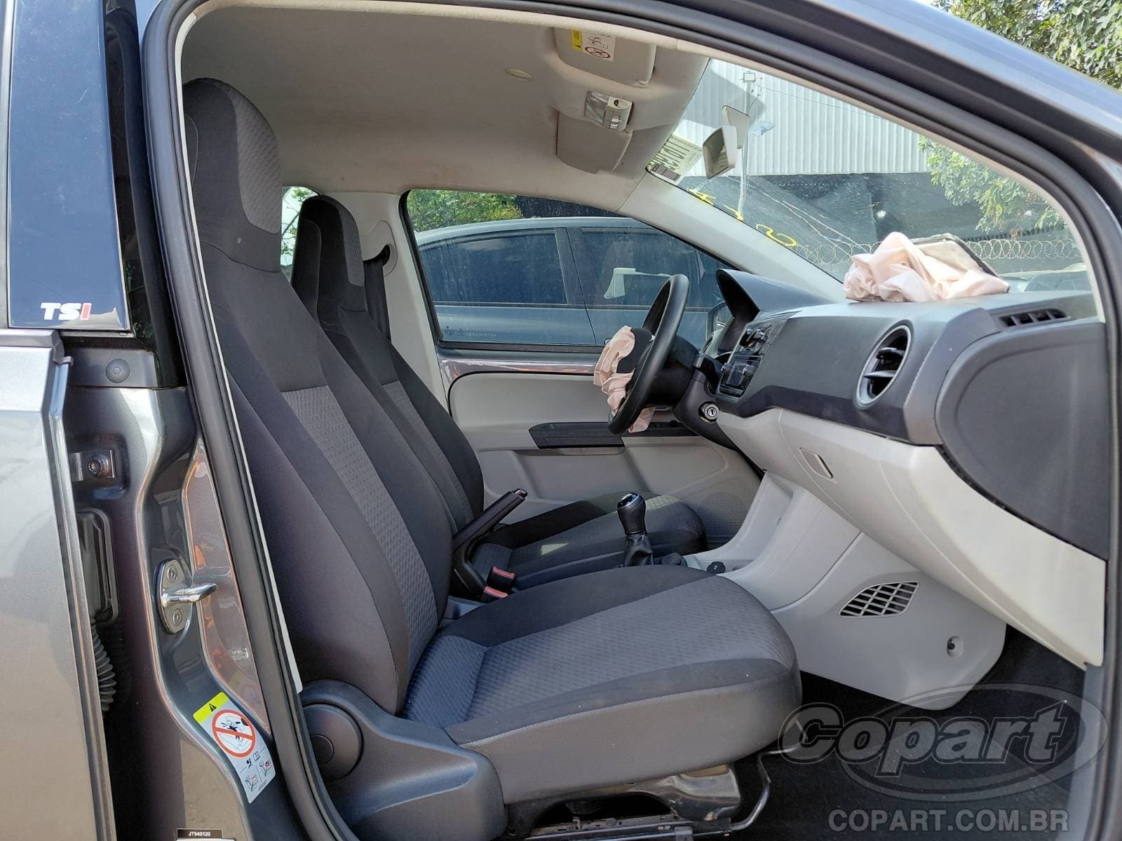 Volkswagen UP 2018 — foto 5