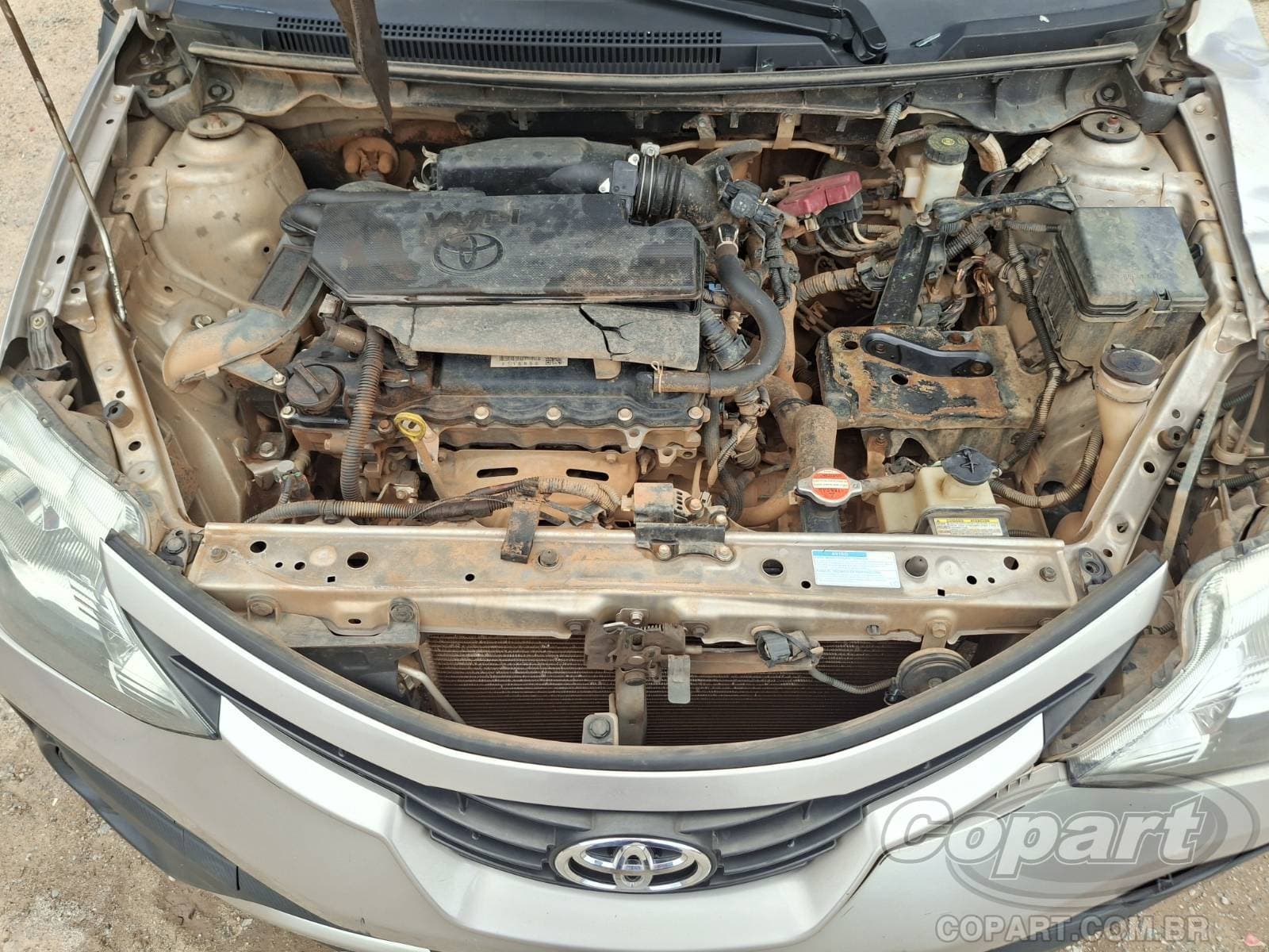 Toyota Etios 2018 — foto 7