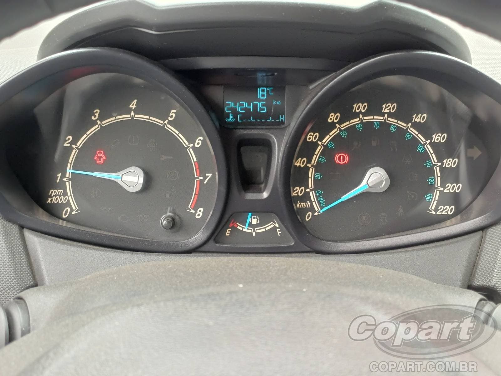 Ford Fiesta 2014 — foto 8