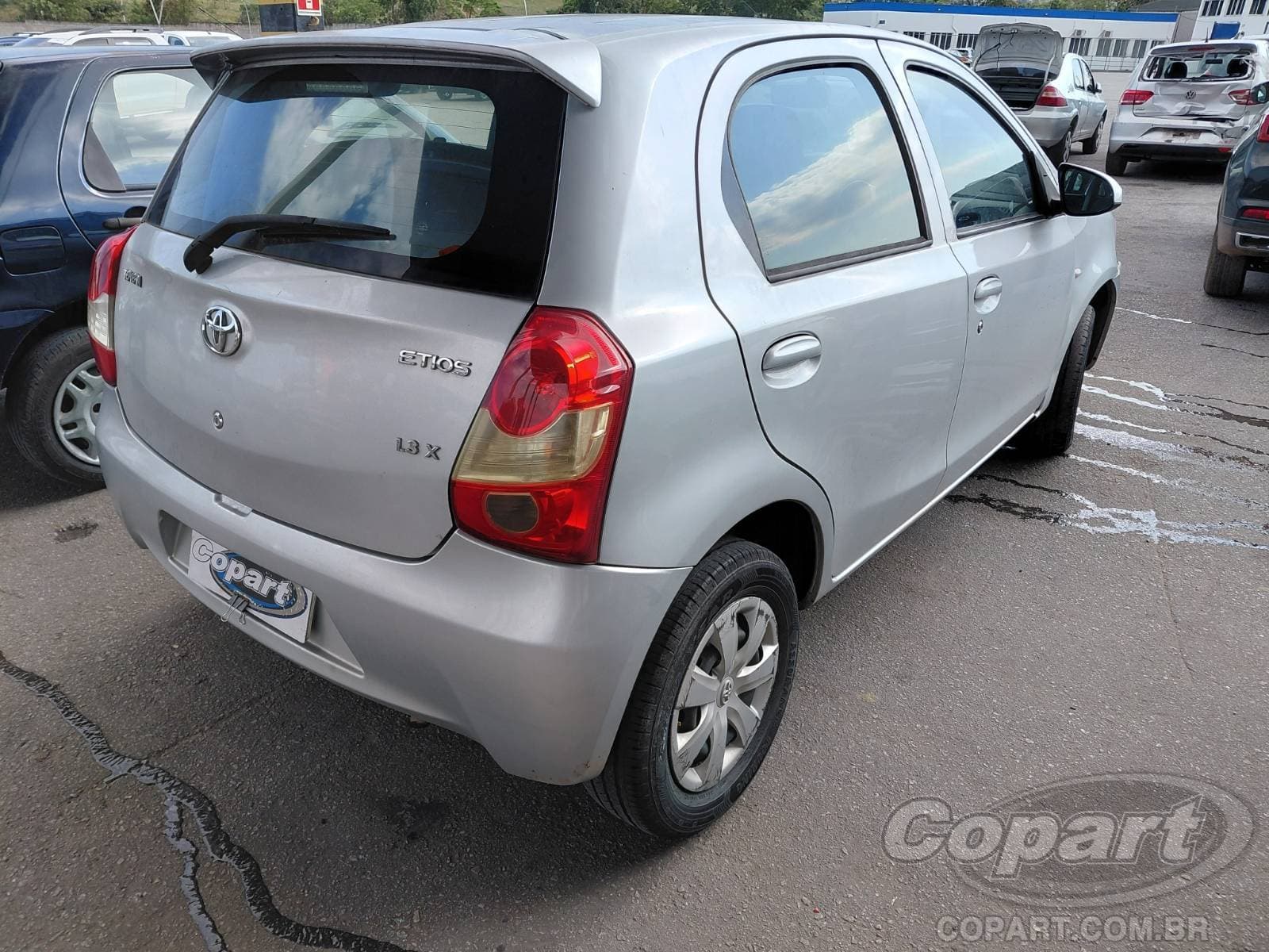 Toyota Etios 2016 — foto 4