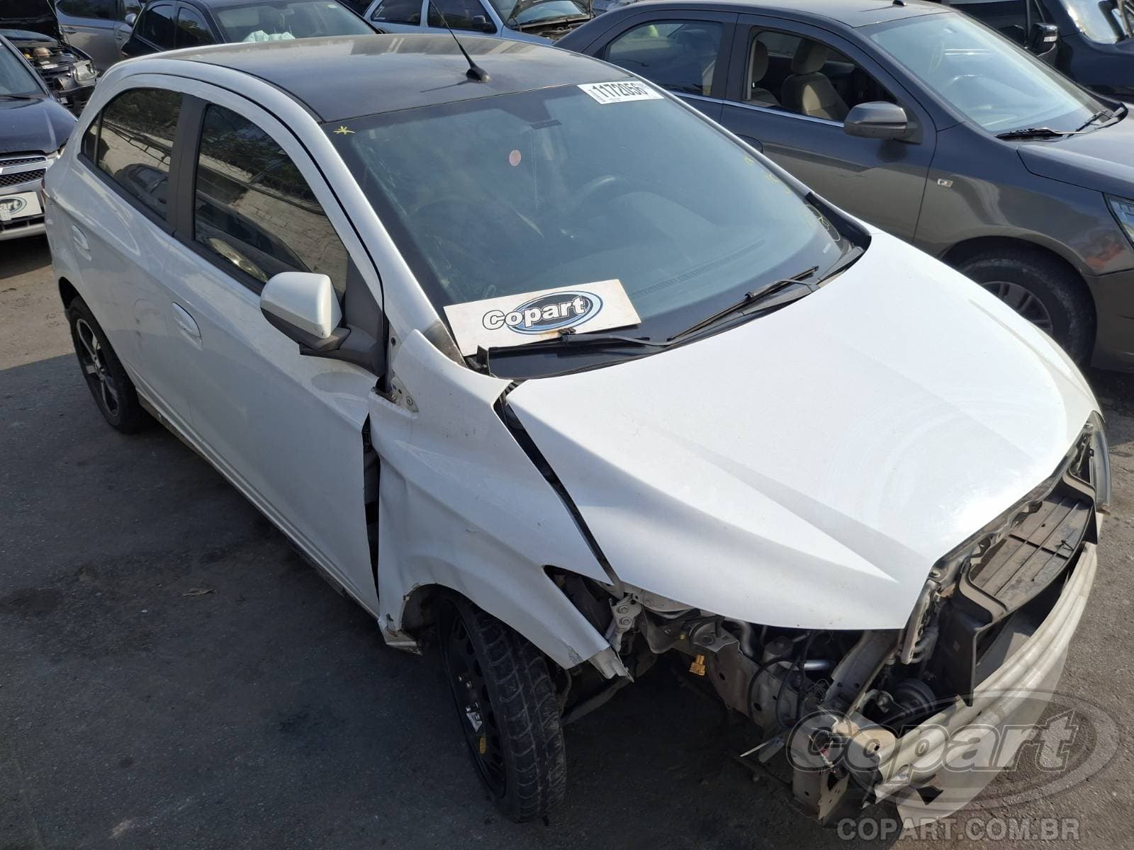 Chevrolet Onix 2015 — foto 1