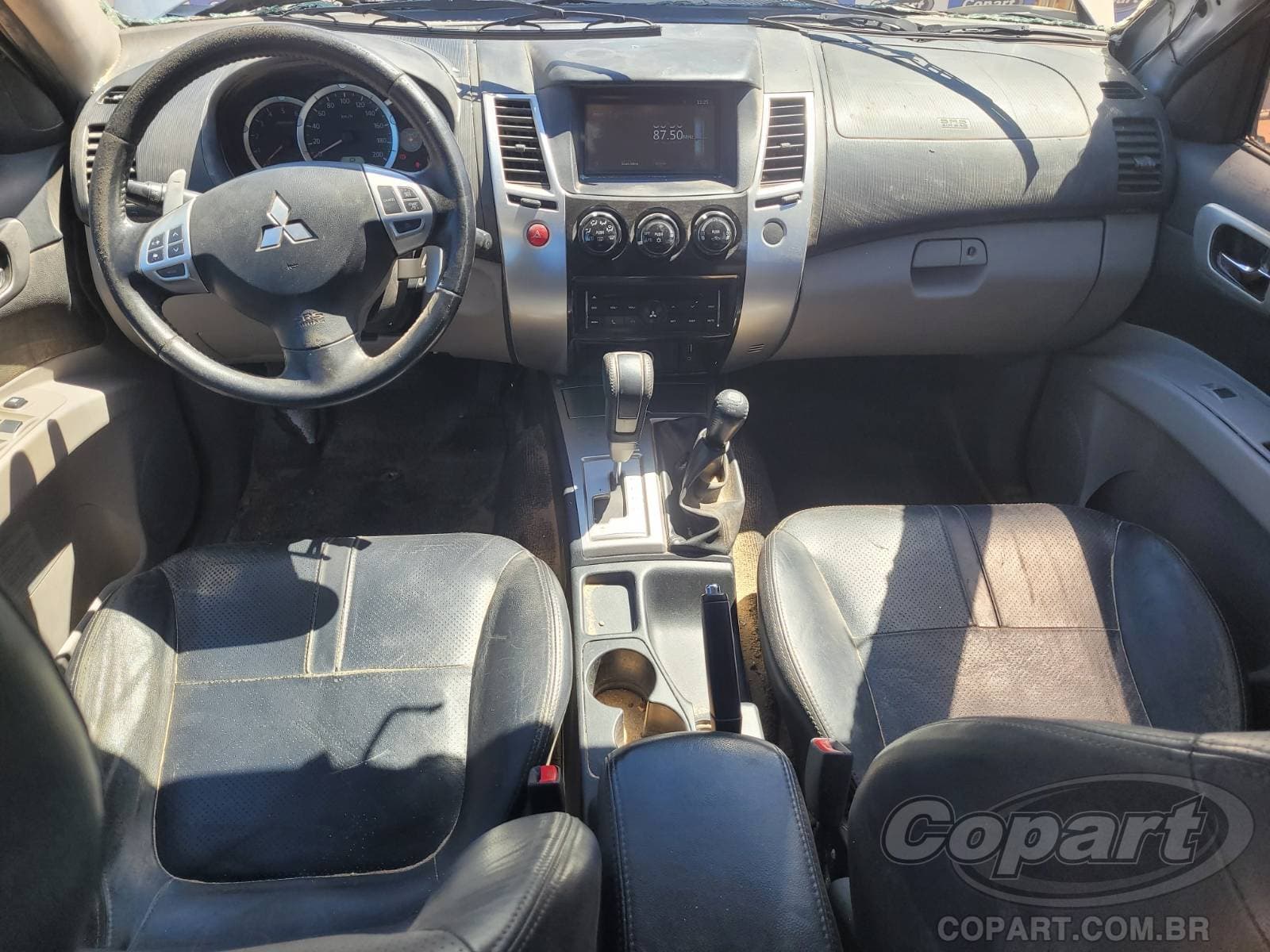 Mitsubishi Pajero Dakar 2015 — foto 9