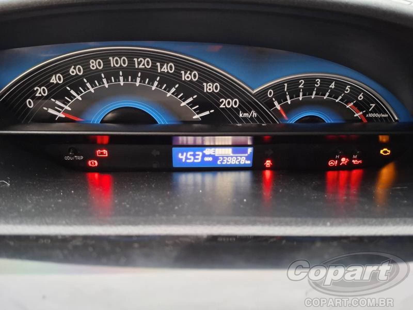 Toyota Etios Seda 2015 — foto 8