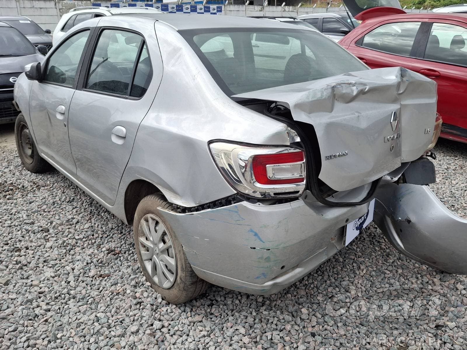 Renault Logan 2017 — foto 3