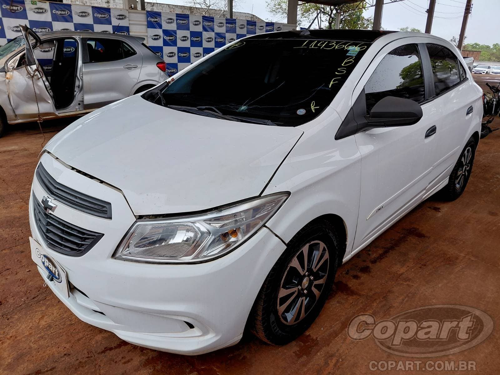 Chevrolet Onix 2018 — foto 2