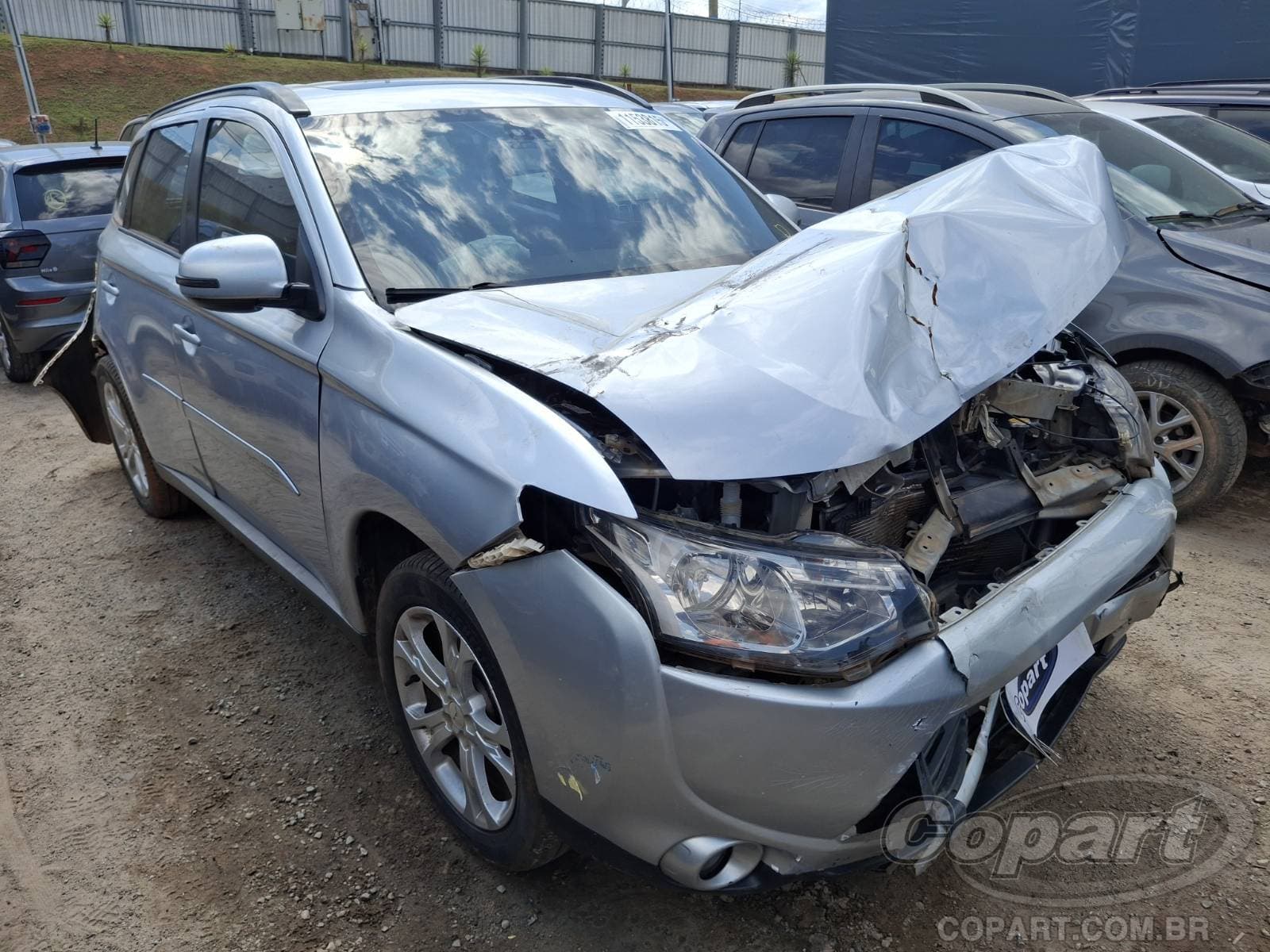 Mitsubishi Outlander 2.0 16V MIVEC 2015