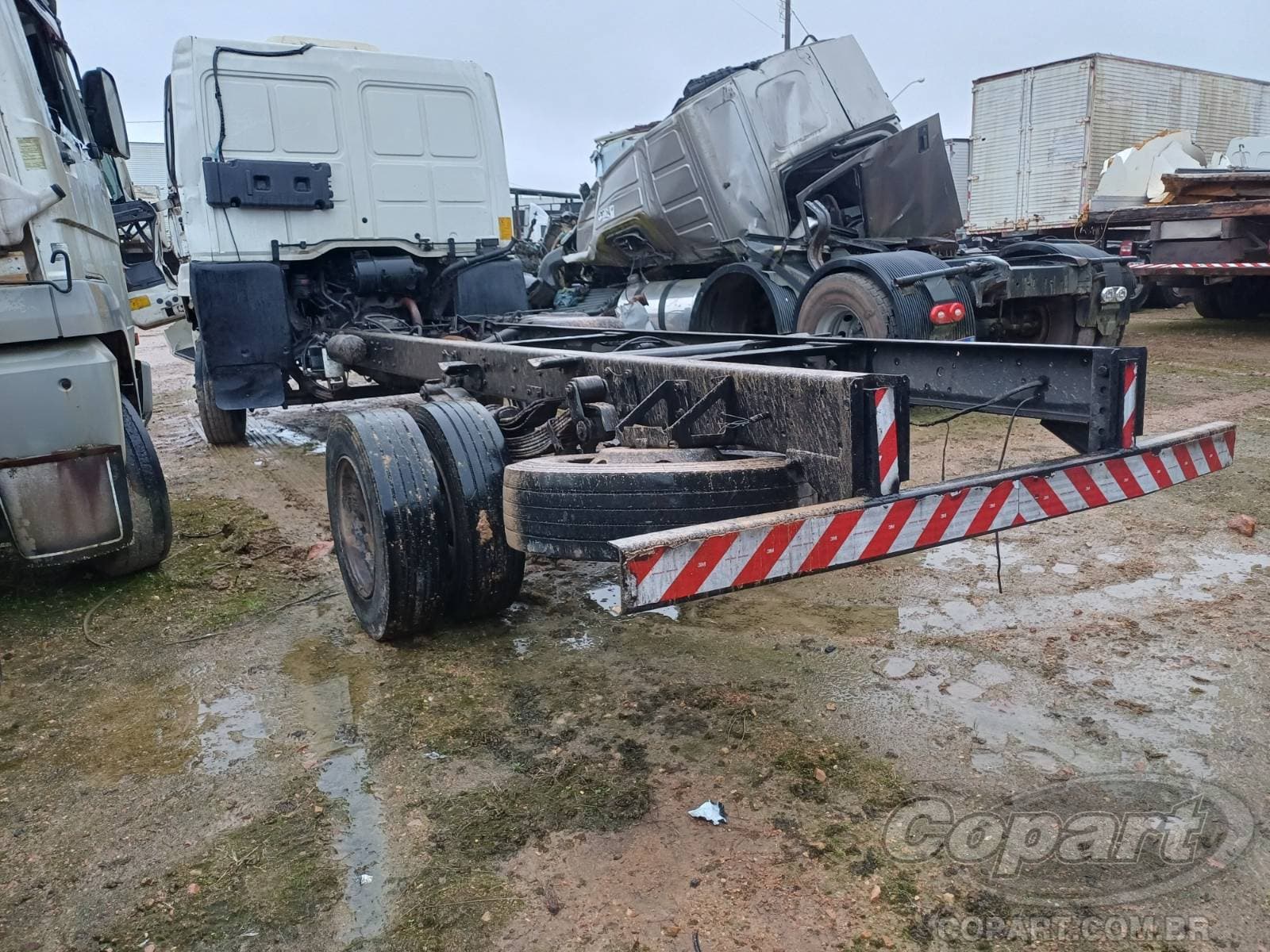 Ford Cargo 815e 2009 — foto 3
