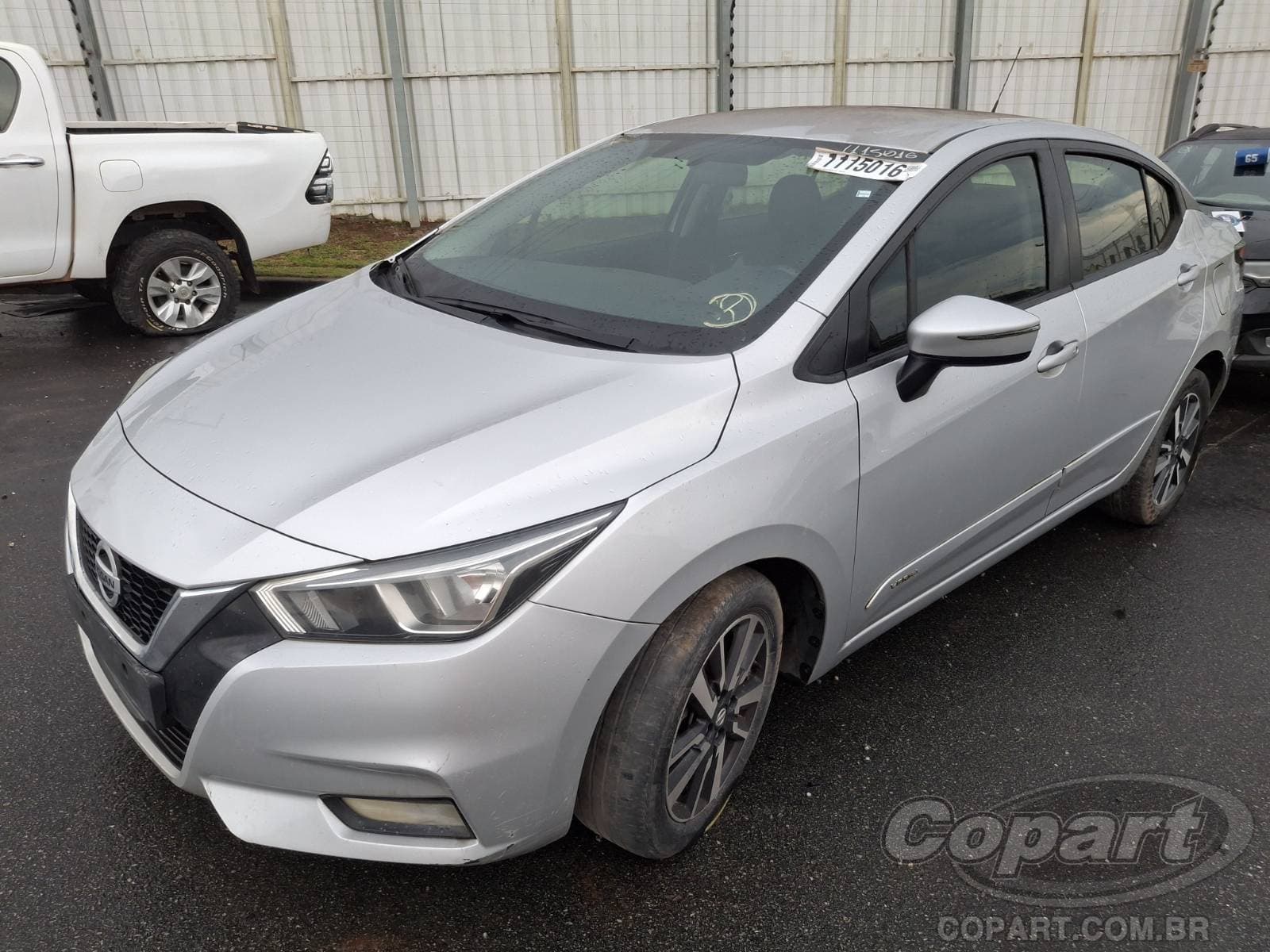 Nissan Versa 2021 — foto 2
