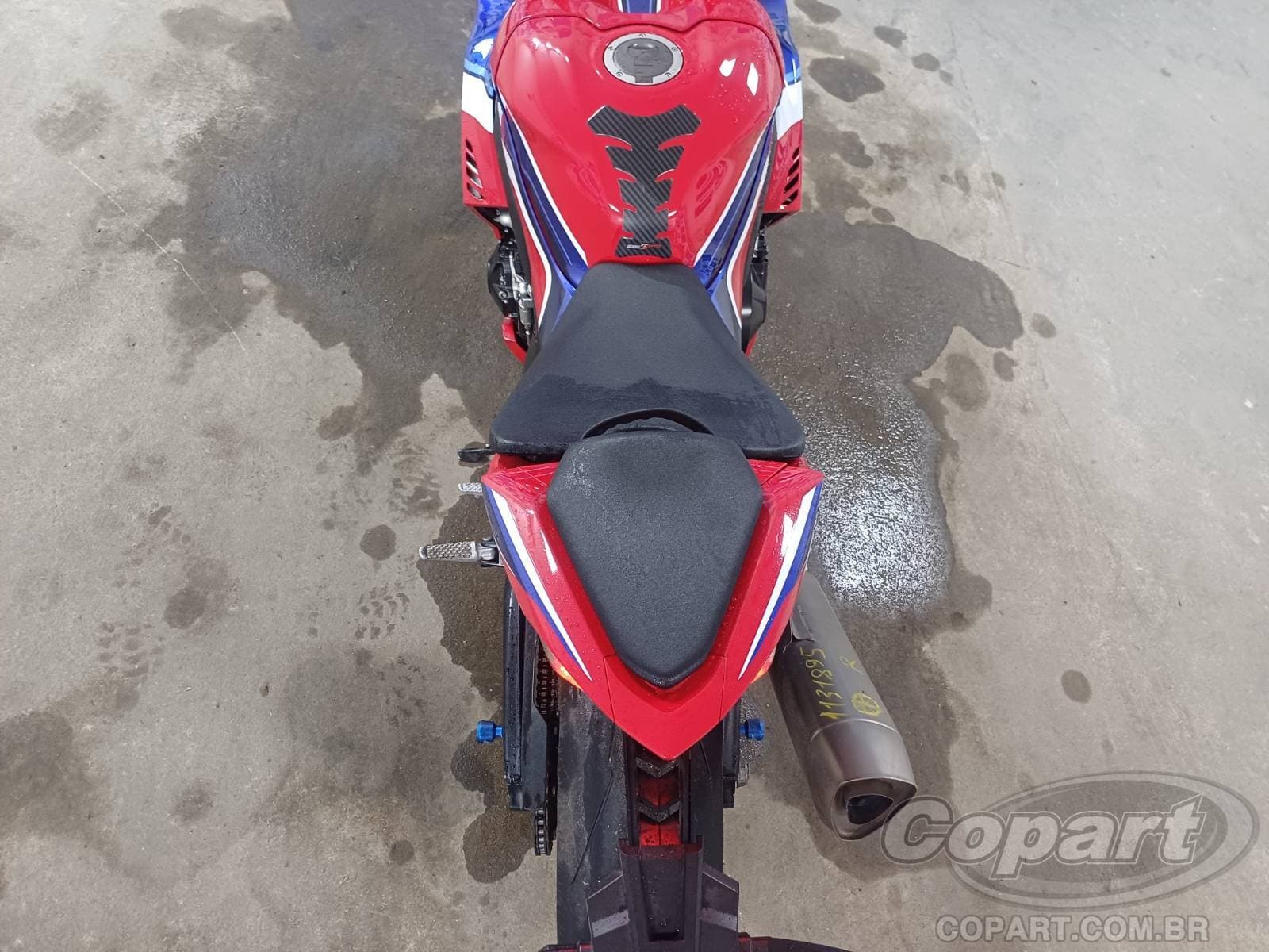 Honda CBR 1000rr-r 2022 — foto 10