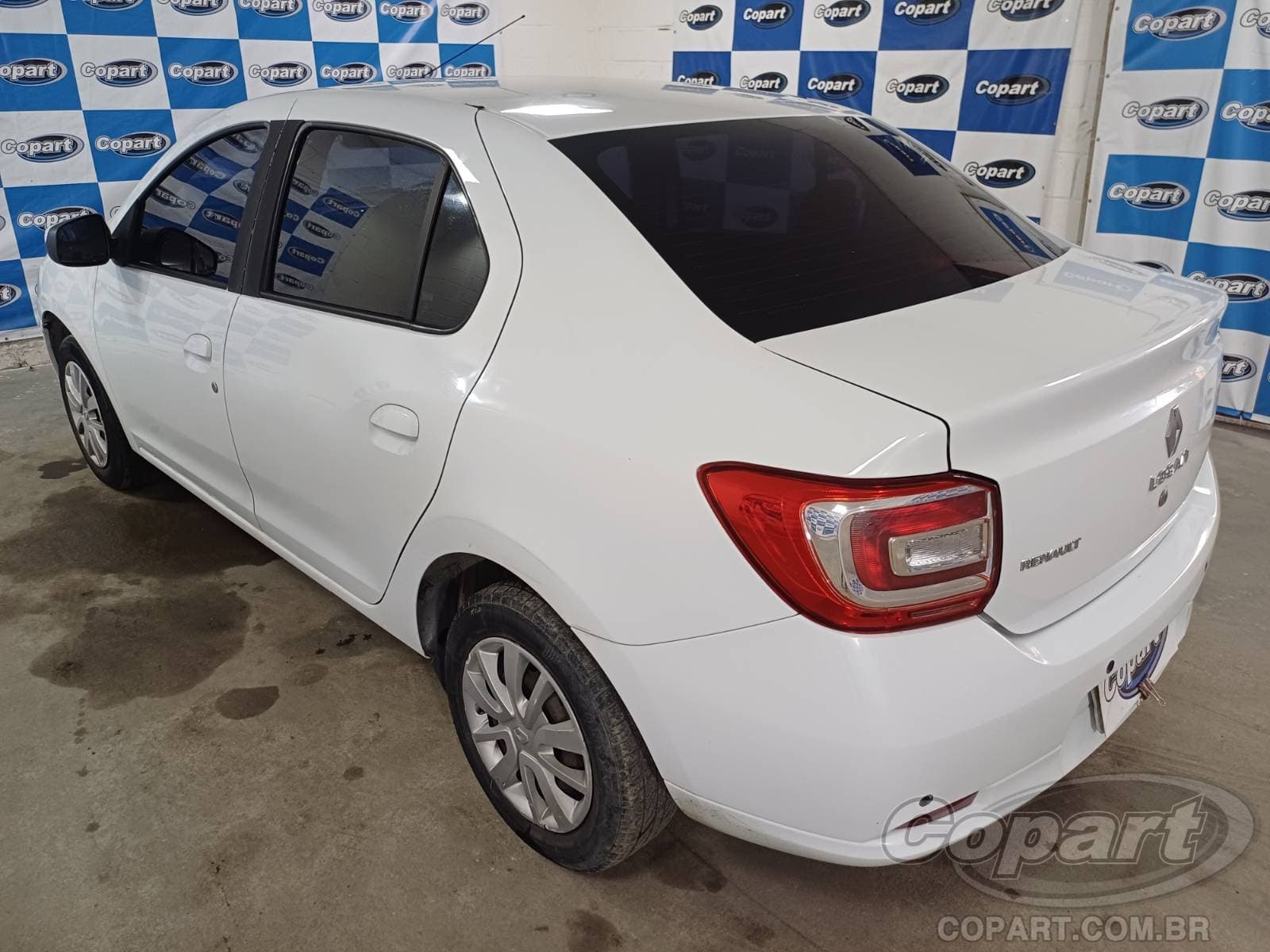 Renault Logan 2017 — foto 3