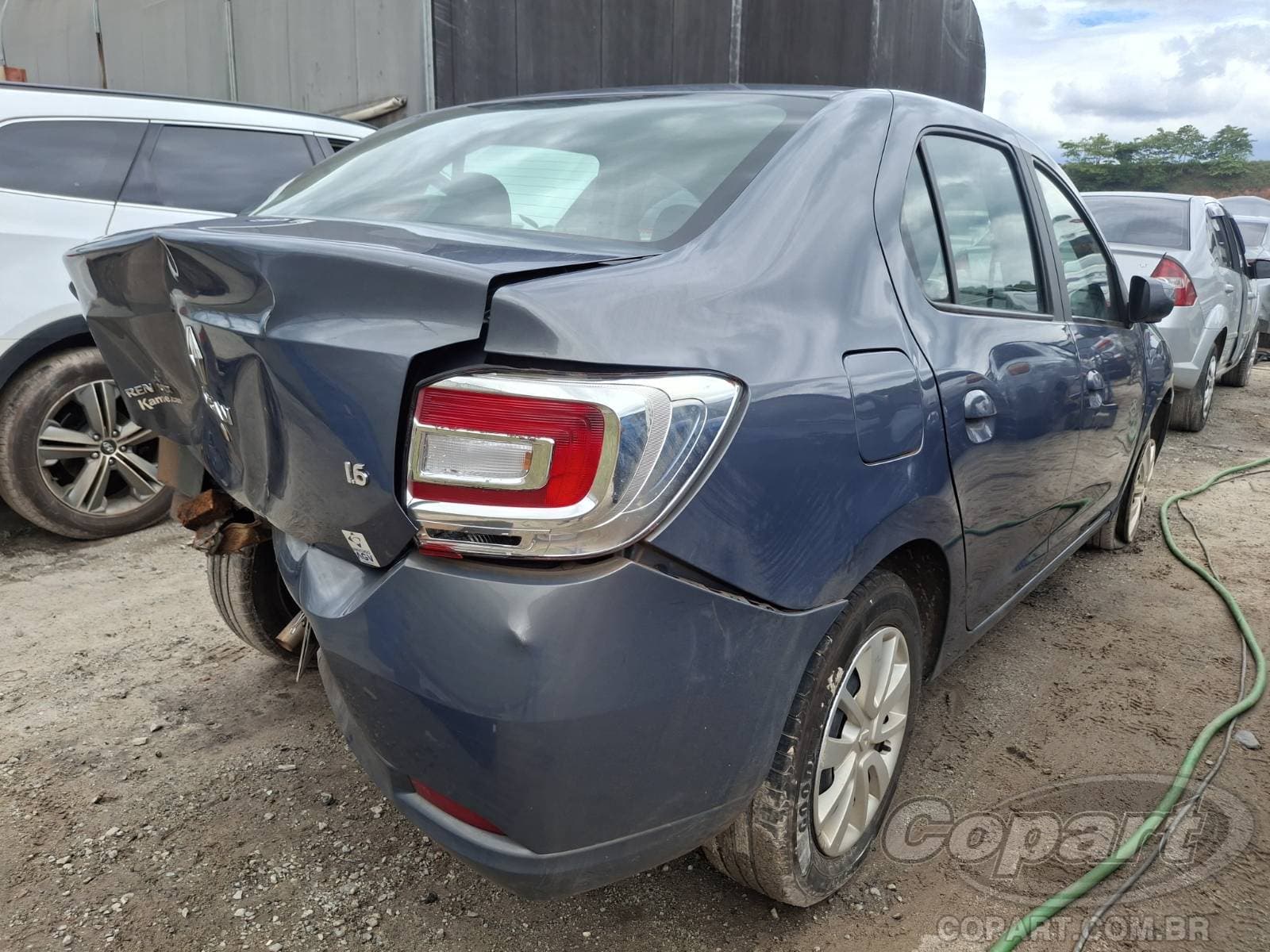 Renault Logan 2014 — foto 4