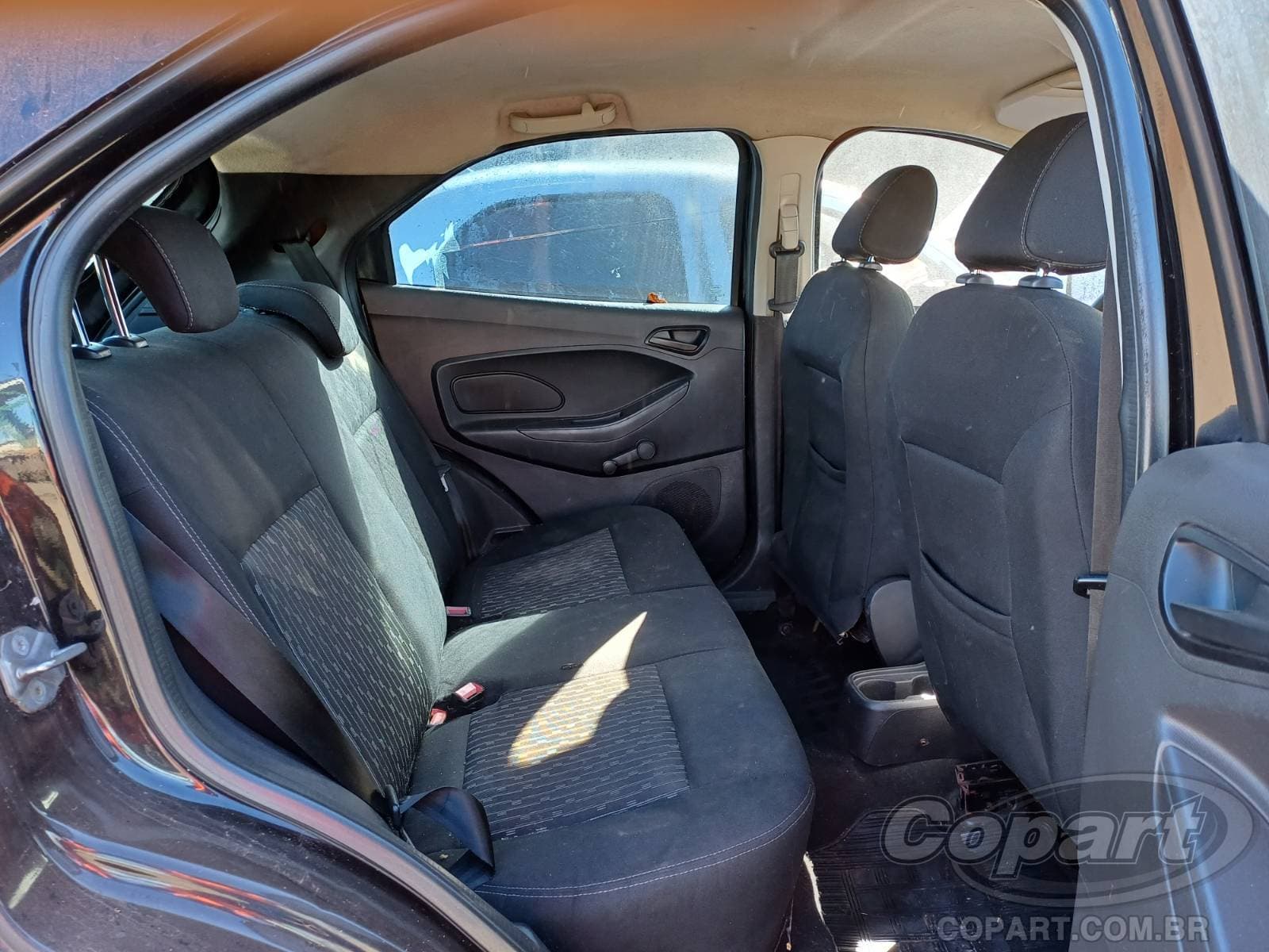 Ford KA 2015 — foto 6