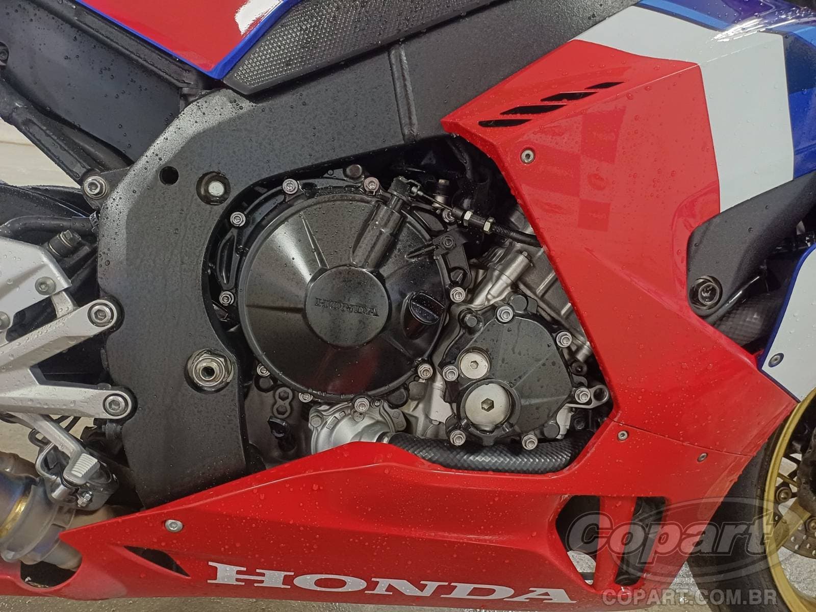 Honda CBR 1000rr-r 2022 — foto 5